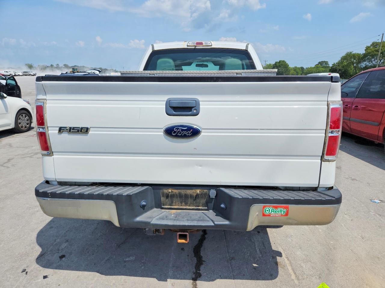 2012 Ford F150 Super Cab White vin: 1FTFX1EF5CFA94192