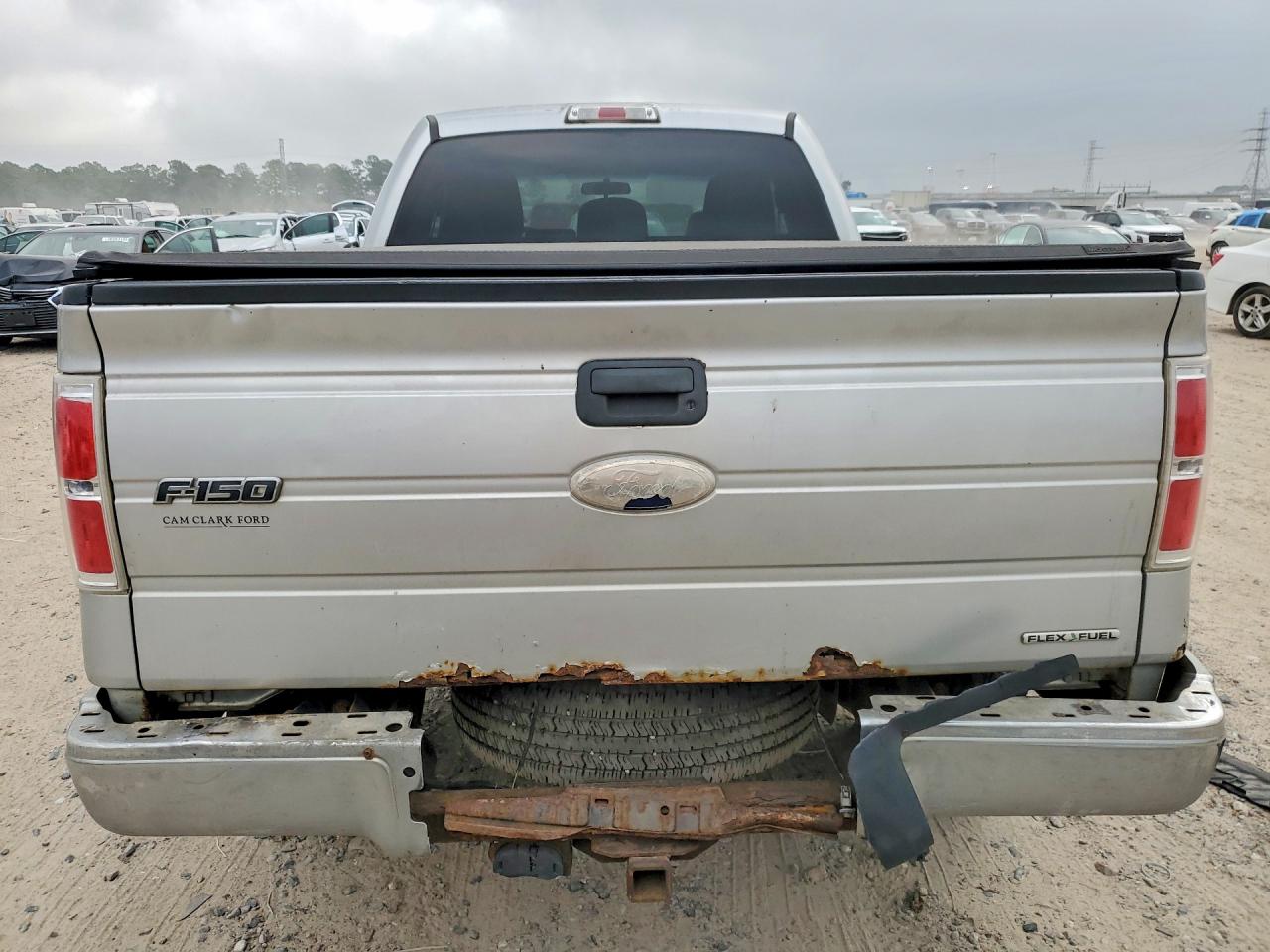 2012 Ford F150 Super Cab Silver vin: 1FTFX1EF5CFB48431