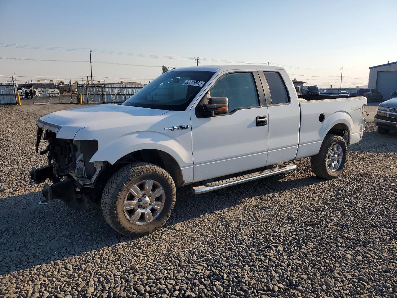 2012 Ford F150 Super Cab White vin: 1FTFX1EF5CFC36363