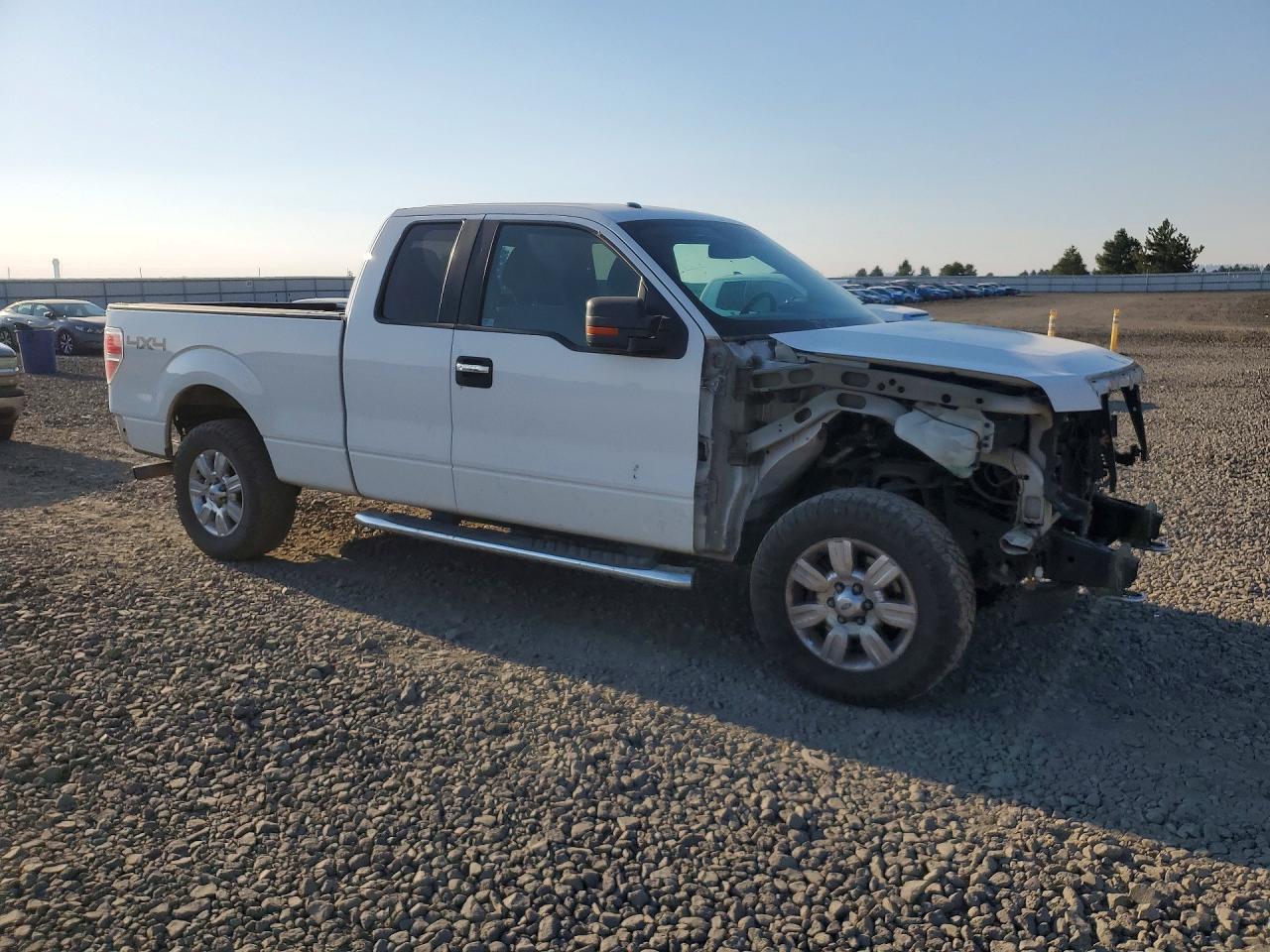 2012 Ford F150 Super Cab White vin: 1FTFX1EF5CFC36363