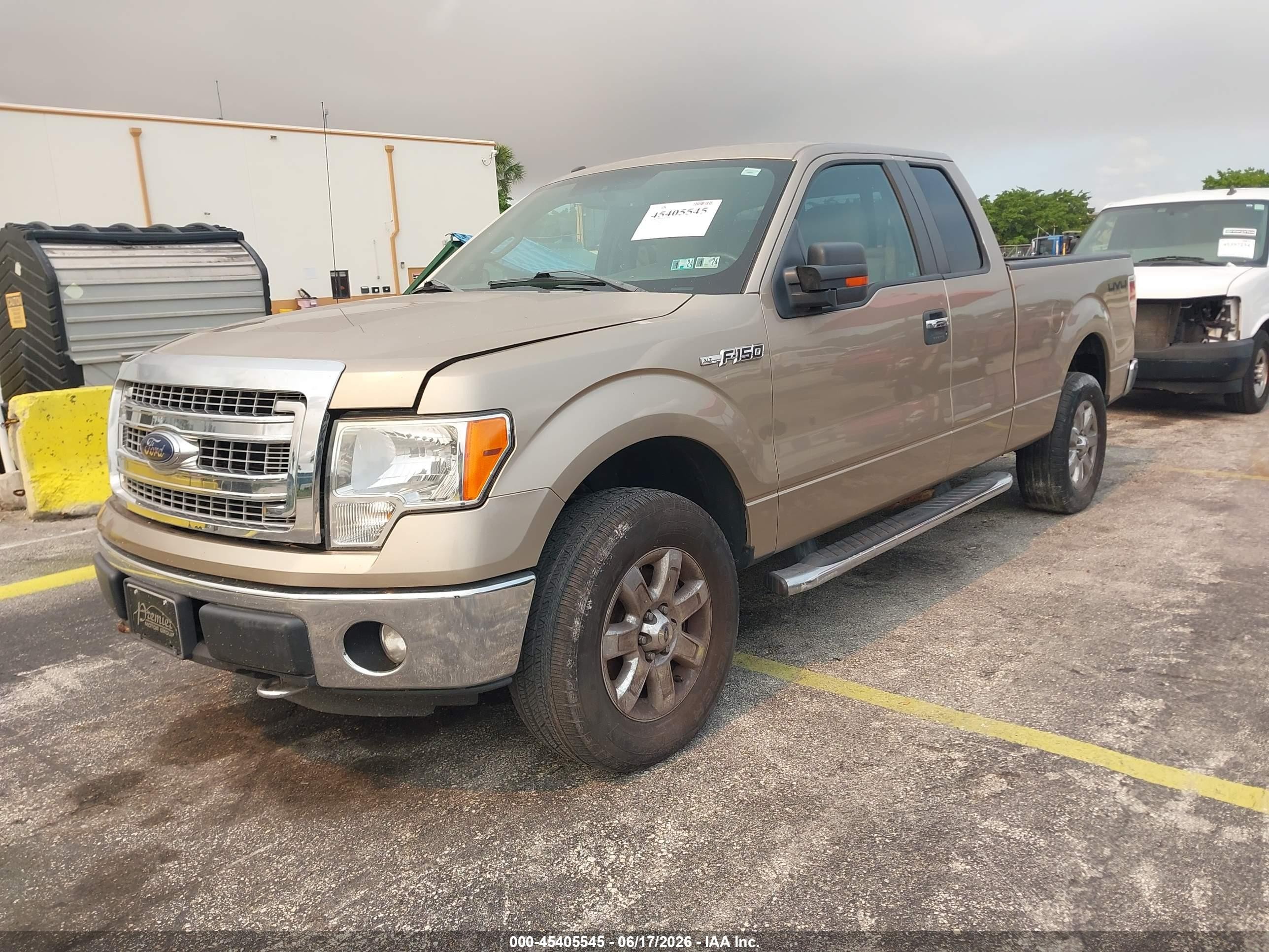 2013 Ford F-150 Xlt Gold vin: 1FTFX1EF5DFB48818