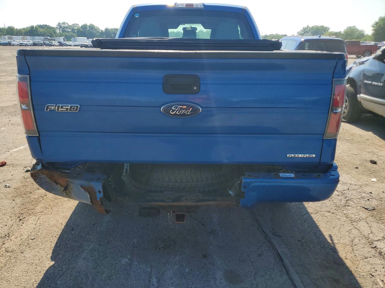 2013 Ford F150 Super Cab Blue vin: 1FTFX1EF5DKE14877