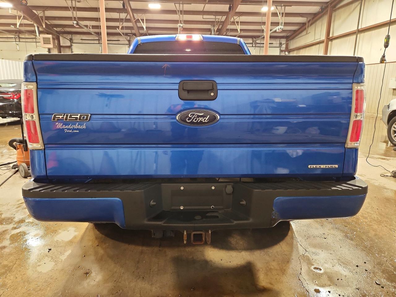 2014 Ford F150 Super Cab Blue vin: 1FTFX1EF5EFB80475