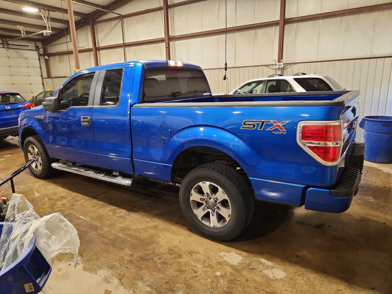 2014 Ford F150 Super Cab Blue vin: 1FTFX1EF5EFB80475