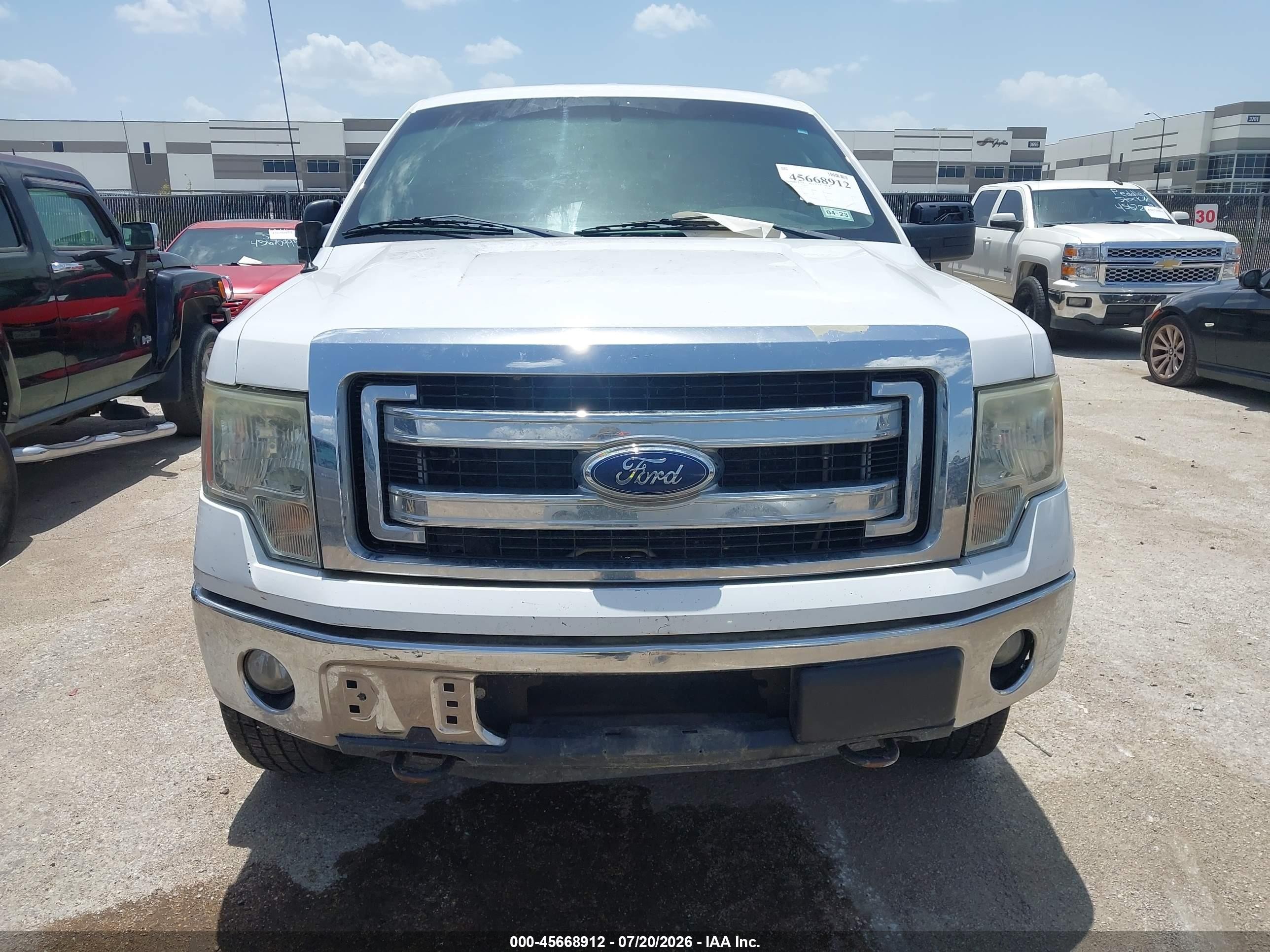 2014 Ford F-150 Xlt White vin: 1FTFX1EF5EKF53635
