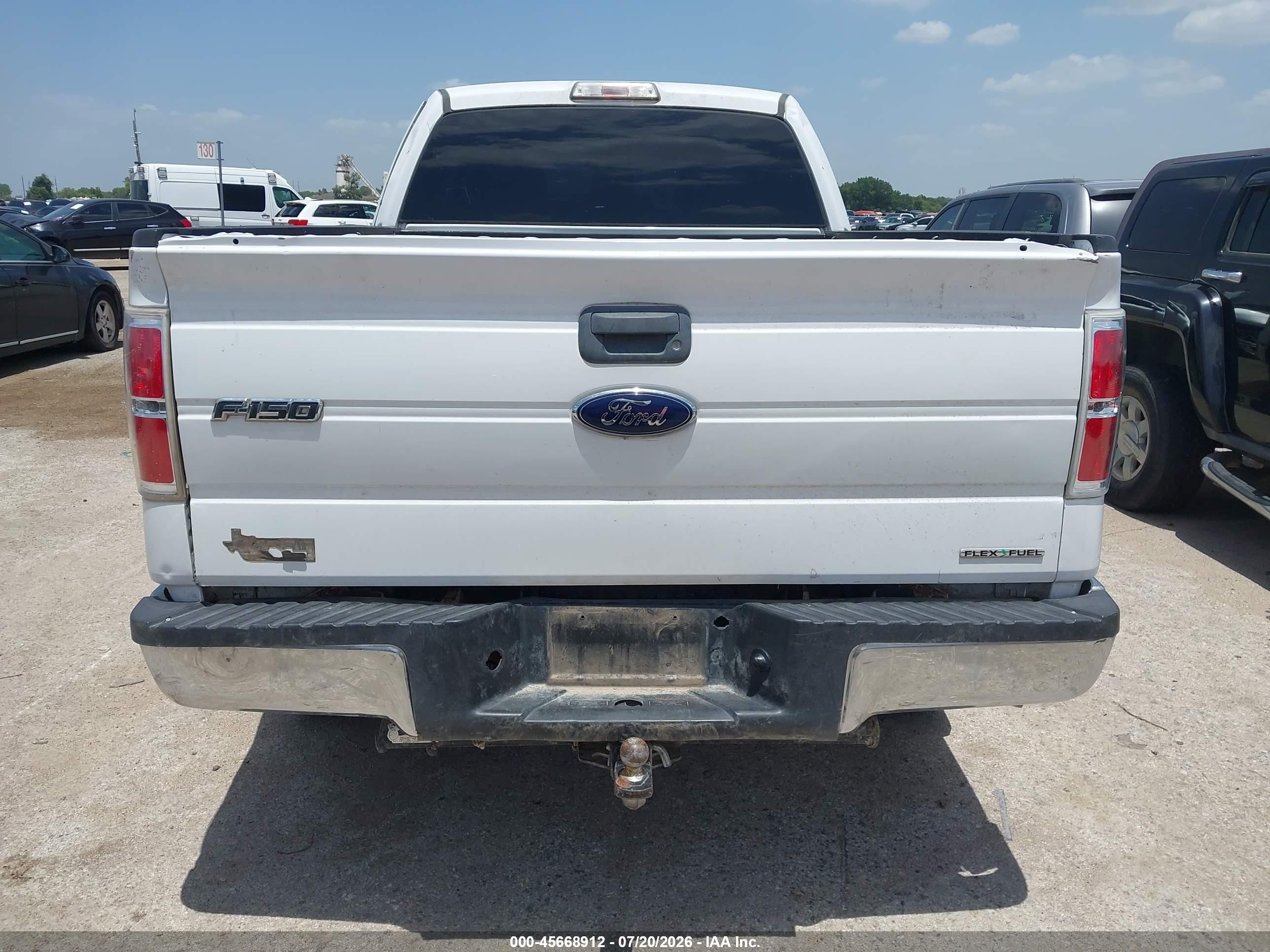 2014 Ford F-150 Xlt White vin: 1FTFX1EF5EKF53635