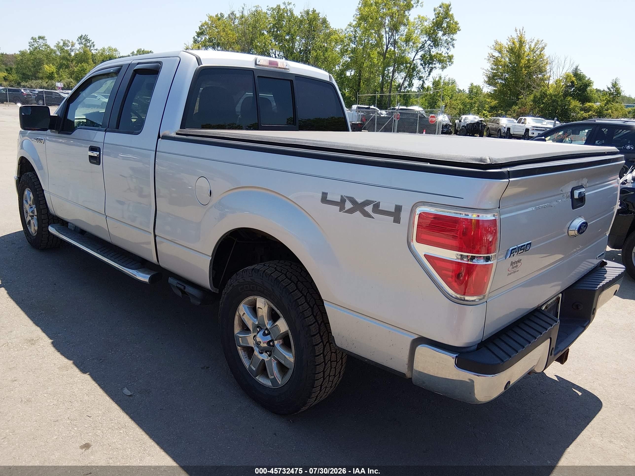 2014 Ford F-150 Xlt Silver vin: 1FTFX1EF5EKG19343
