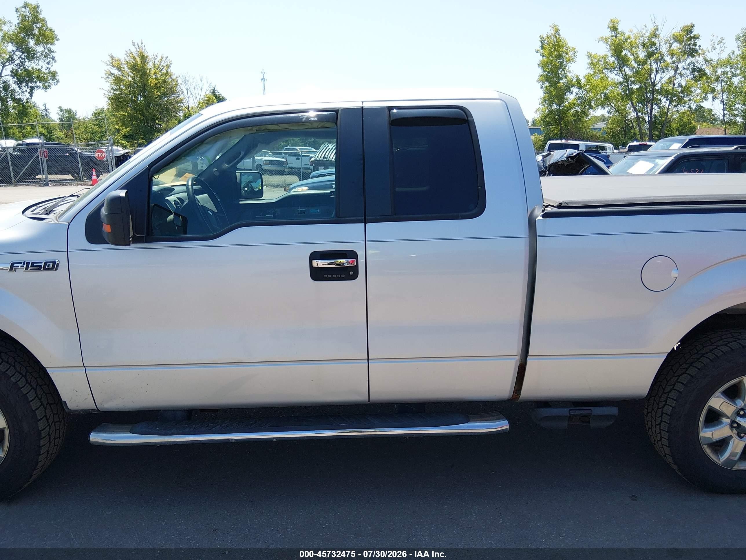 2014 Ford F-150 Xlt Silver vin: 1FTFX1EF5EKG19343
