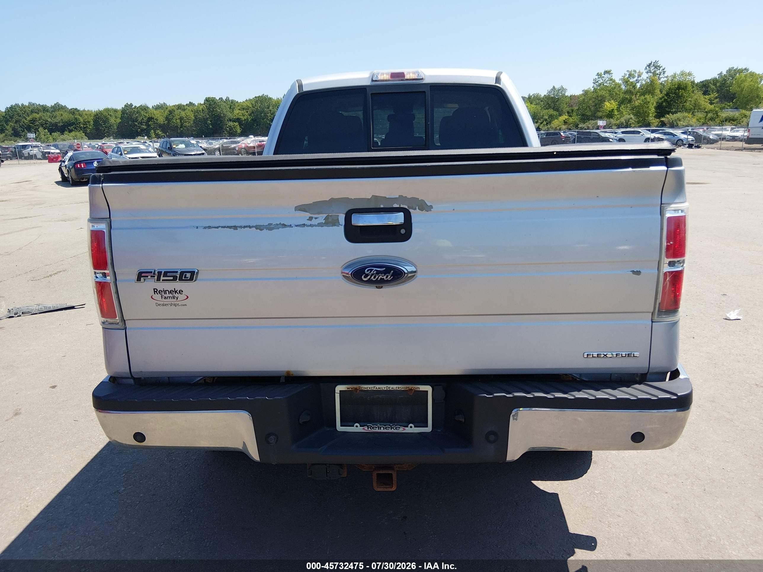 2014 Ford F-150 Xlt Silver vin: 1FTFX1EF5EKG19343