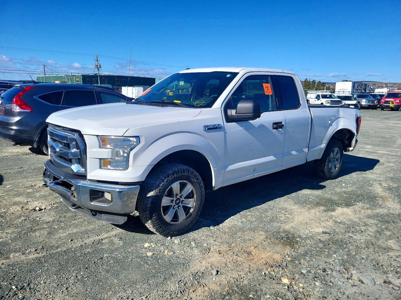 2015 Ford F150 Super Cab White vin: 1FTFX1EF5FFA63545