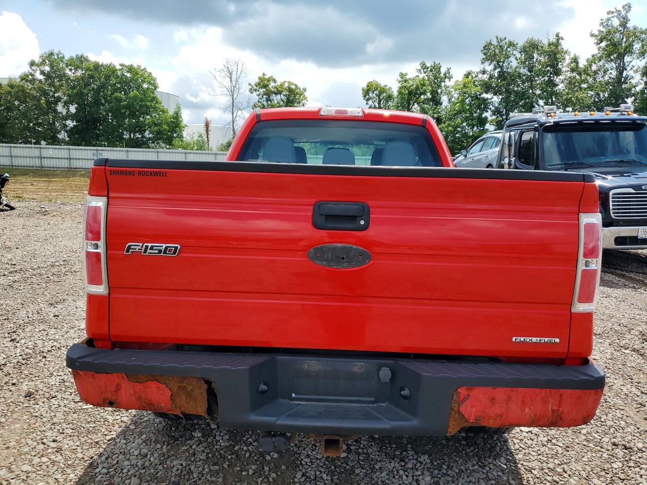 2011 Ford F150 Super Cab Red vin: 1FTFX1EF6BFA76220