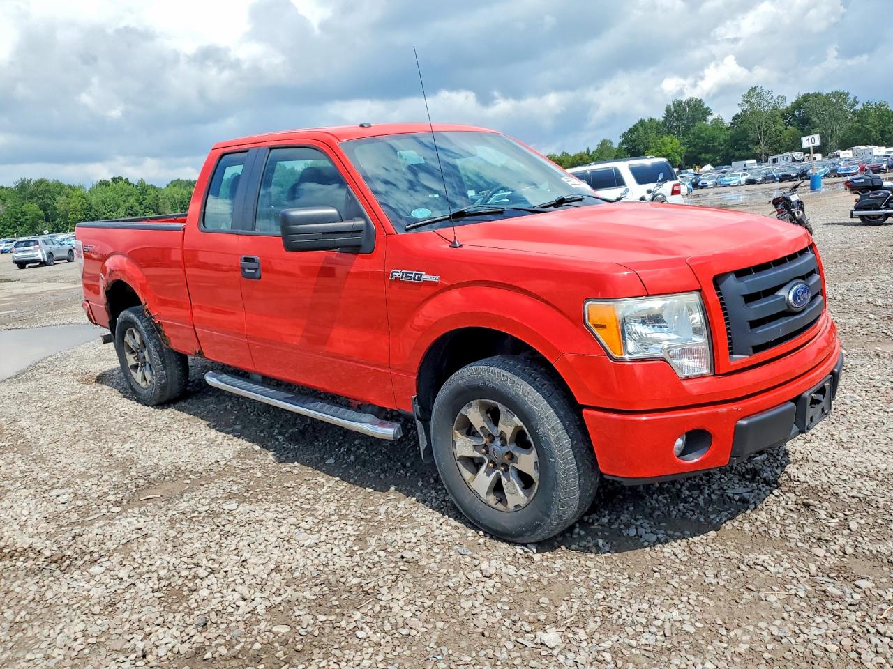 2011 Ford F150 Super Cab Red vin: 1FTFX1EF6BFA76220