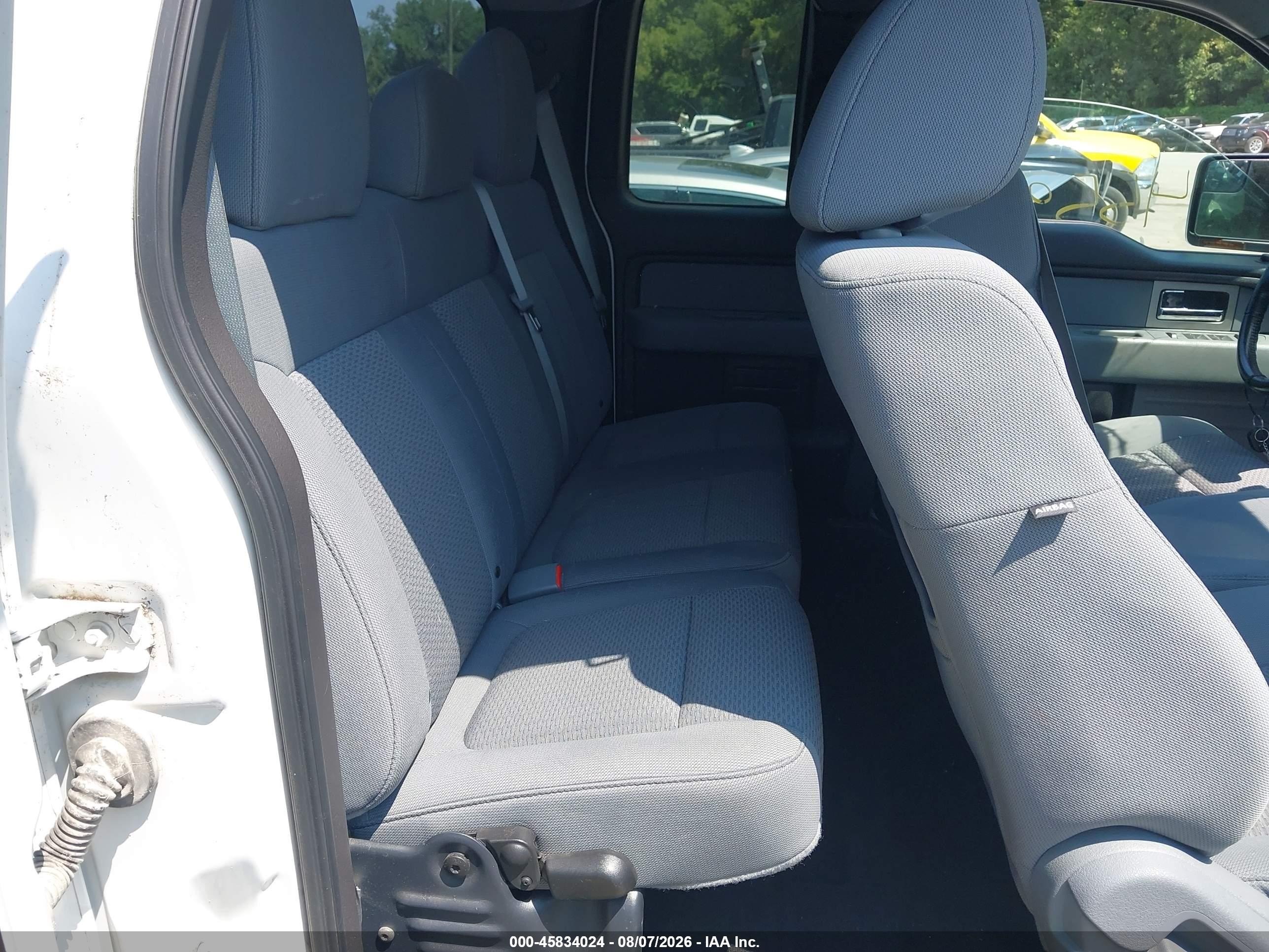 2011 Ford F-150 Xlt White vin: 1FTFX1EF6BFB10320
