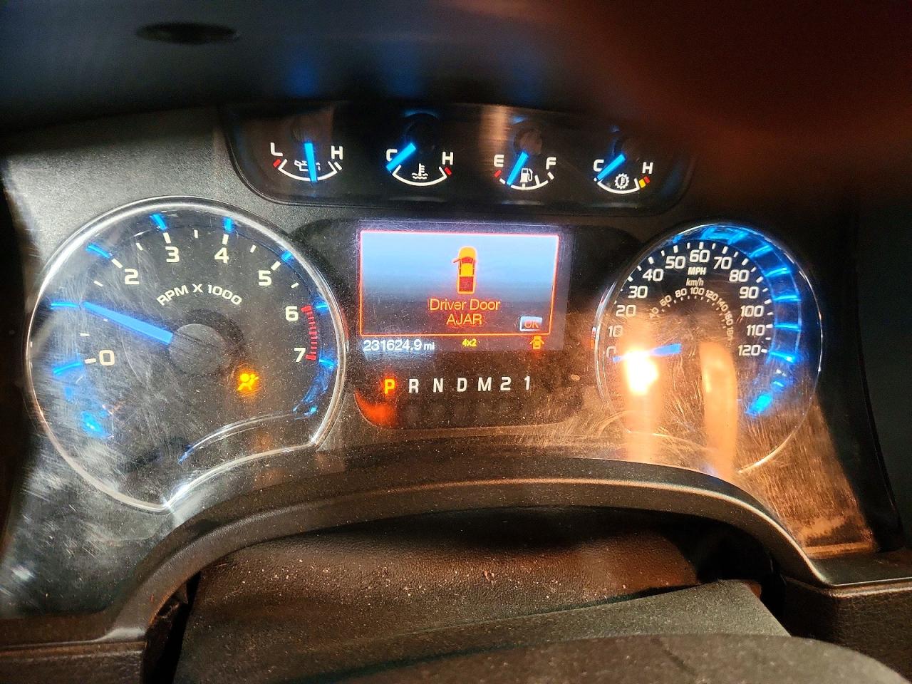 2011 Ford F150 Super Cab Серебряный vin: 1FTFX1EF6BFB38912