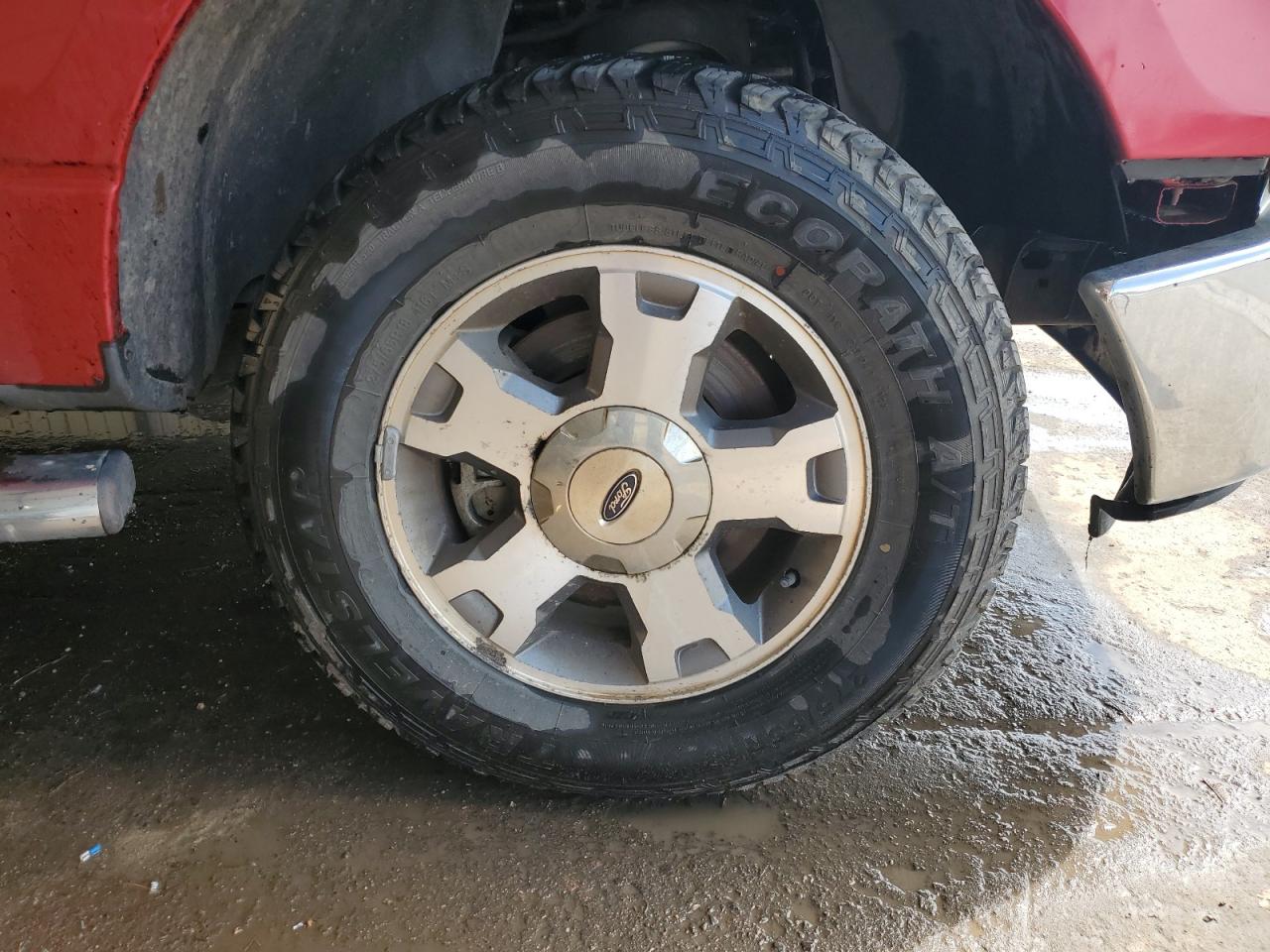 2012 Ford F150 Super Cab Red vin: 1FTFX1EF6CFA58768 Damage: Right Front Wheel, Chipped, 10 Or More