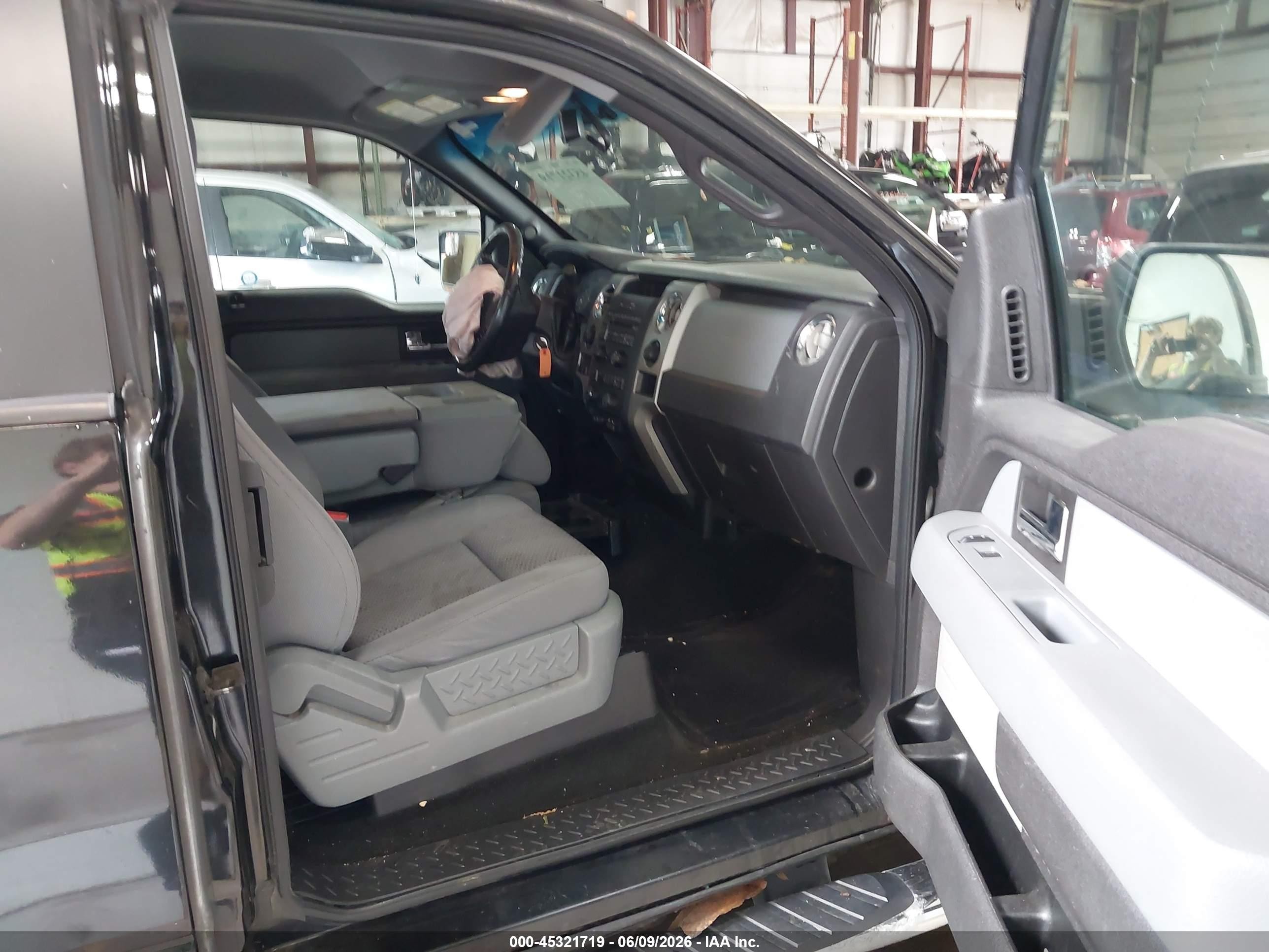 2012 Ford F-150 Xlt Black vin: 1FTFX1EF6CFB76299