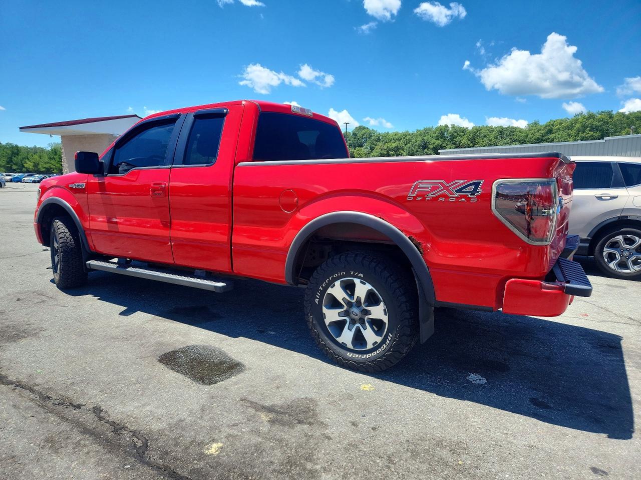 2012 Ford F150 Super Cab Red vin: 1FTFX1EF6CFC46285