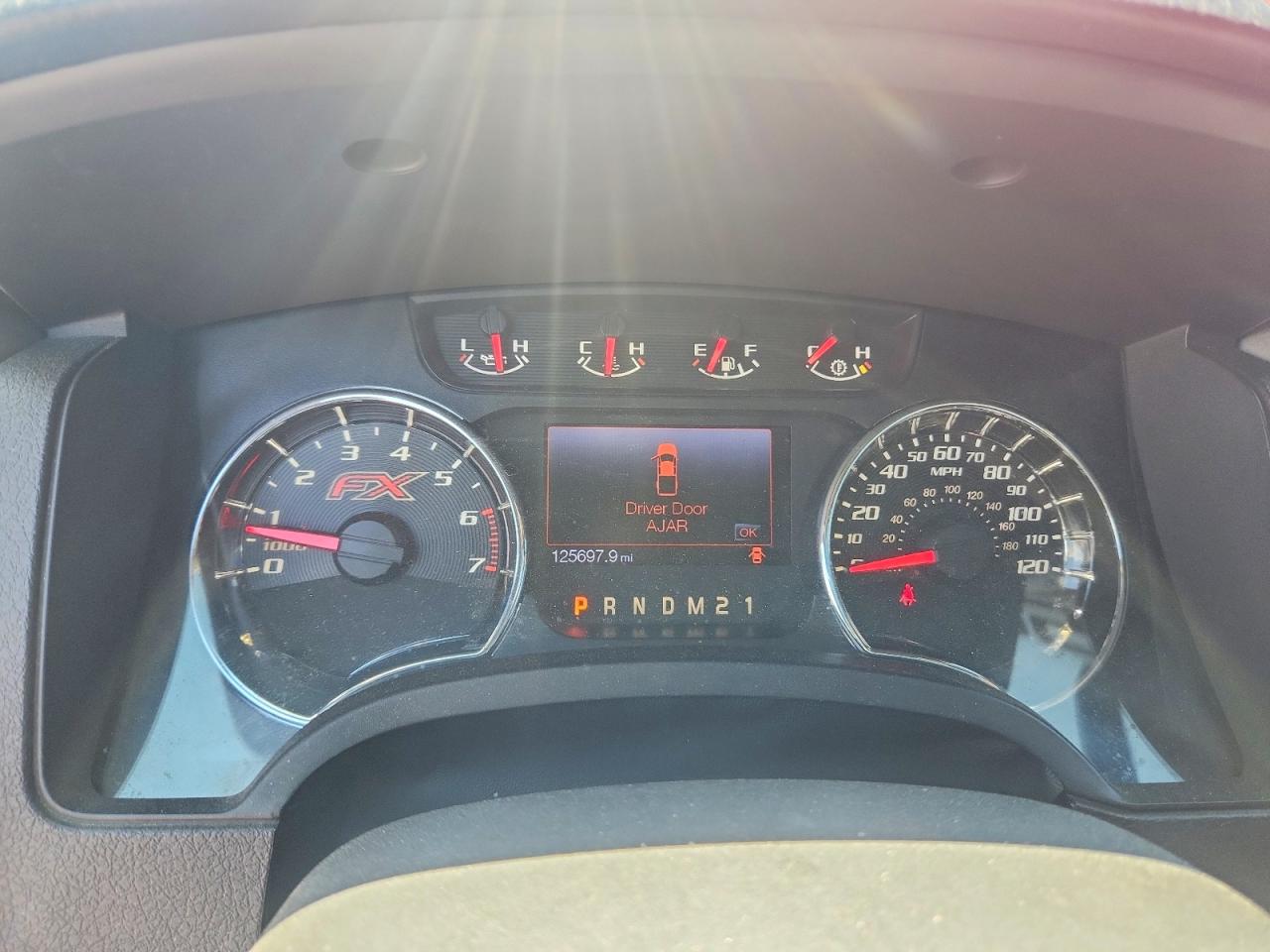 2012 Ford F150 Super Cab Red vin: 1FTFX1EF6CFC46285