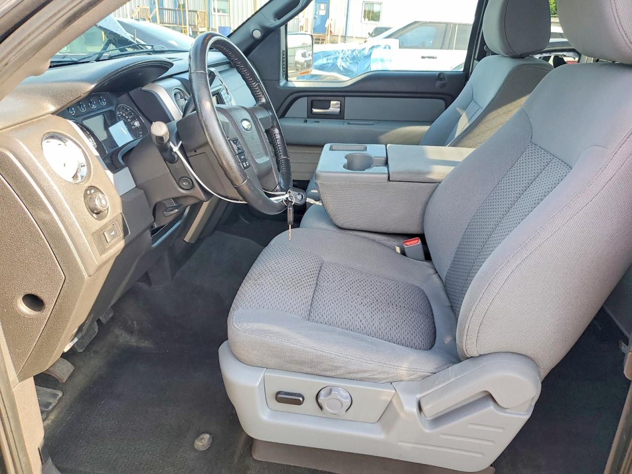 2013 Ford F150 Super Cab Black vin: 1FTFX1EF6DFD61437