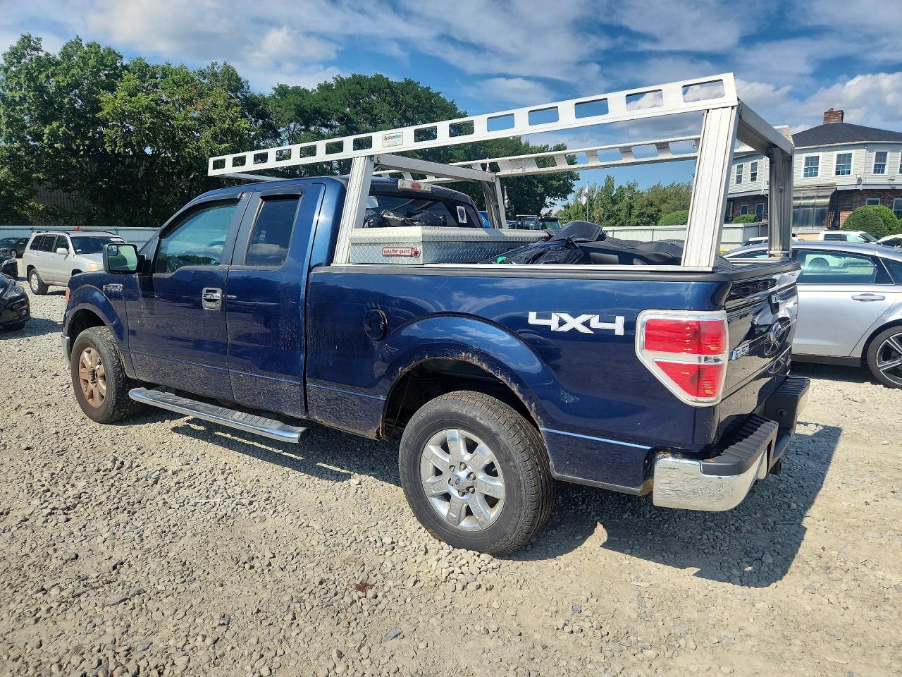 2013 Ford F150 Super Cab Blue vin: 1FTFX1EF6DKF75397