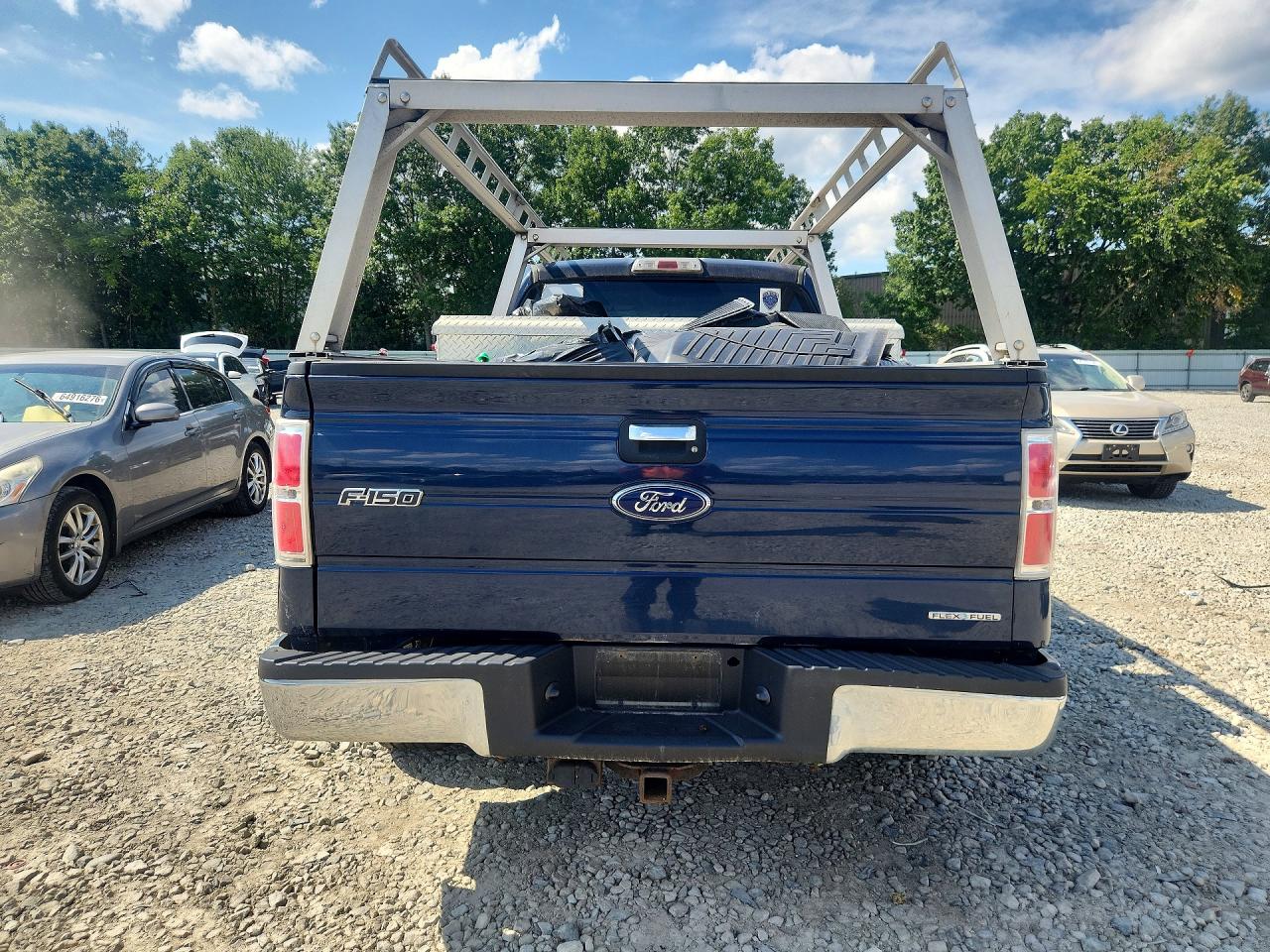 2013 Ford F150 Super Cab Blue vin: 1FTFX1EF6DKF75397