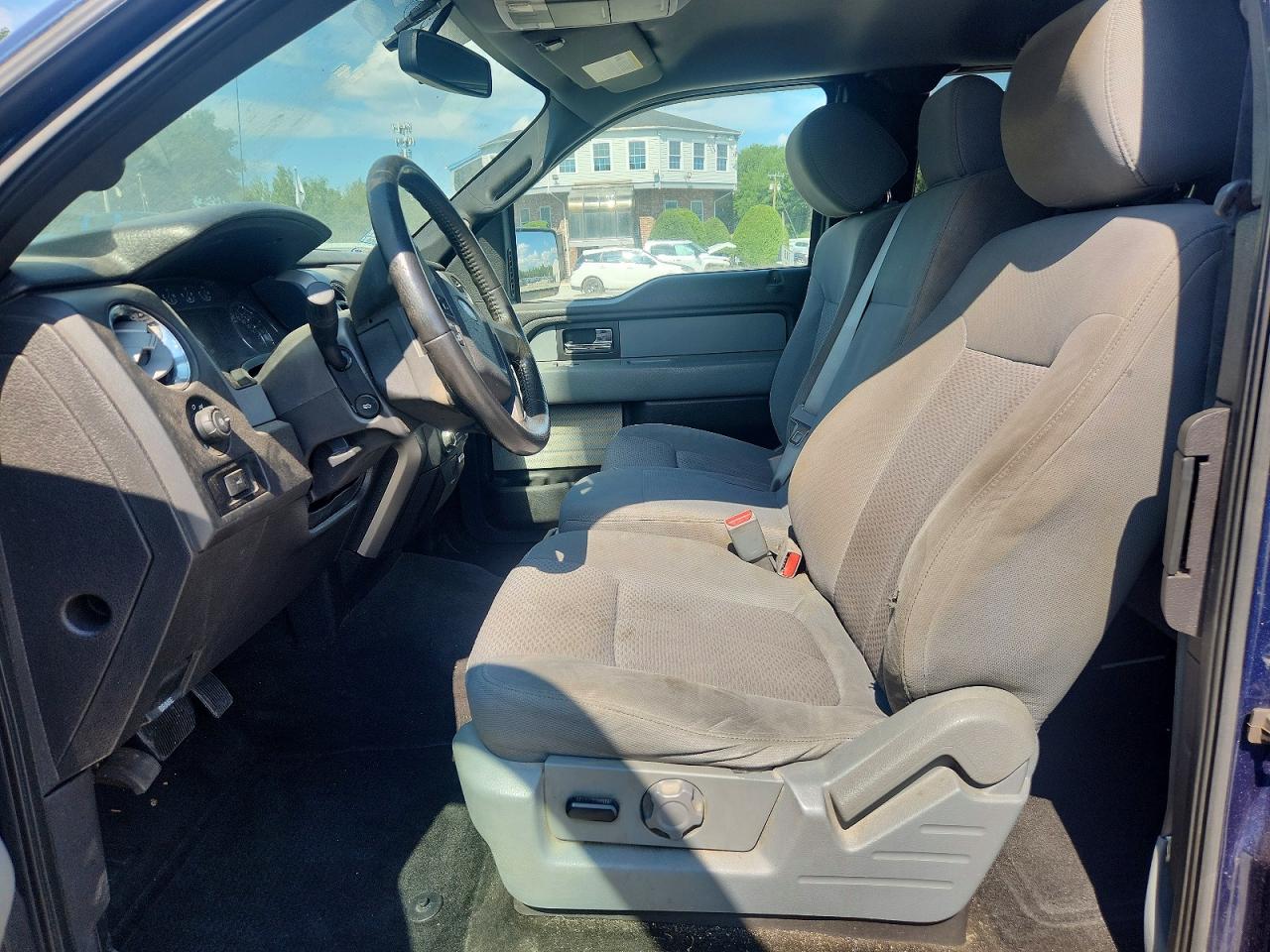 2013 Ford F150 Super Cab Blue vin: 1FTFX1EF6DKF75397