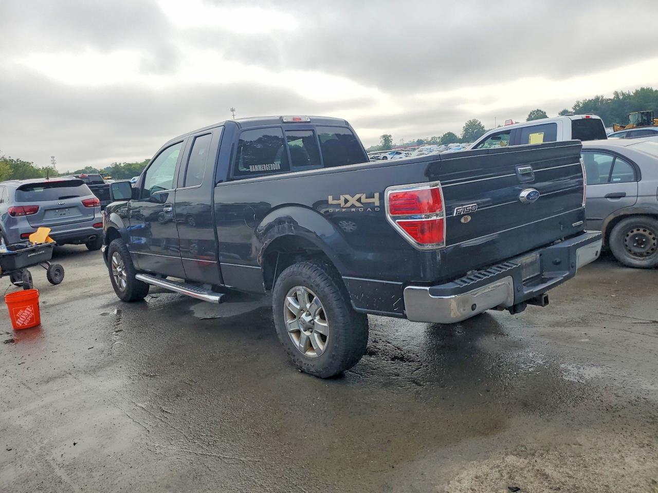 2014 Ford F150 Super Cab Black vin: 1FTFX1EF6EKG28715