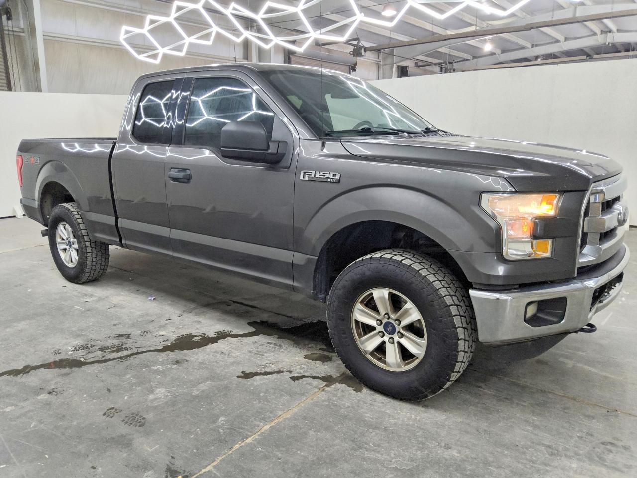 2015 Ford F150 Super Cab Silver vin: 1FTFX1EF6FKE49205
