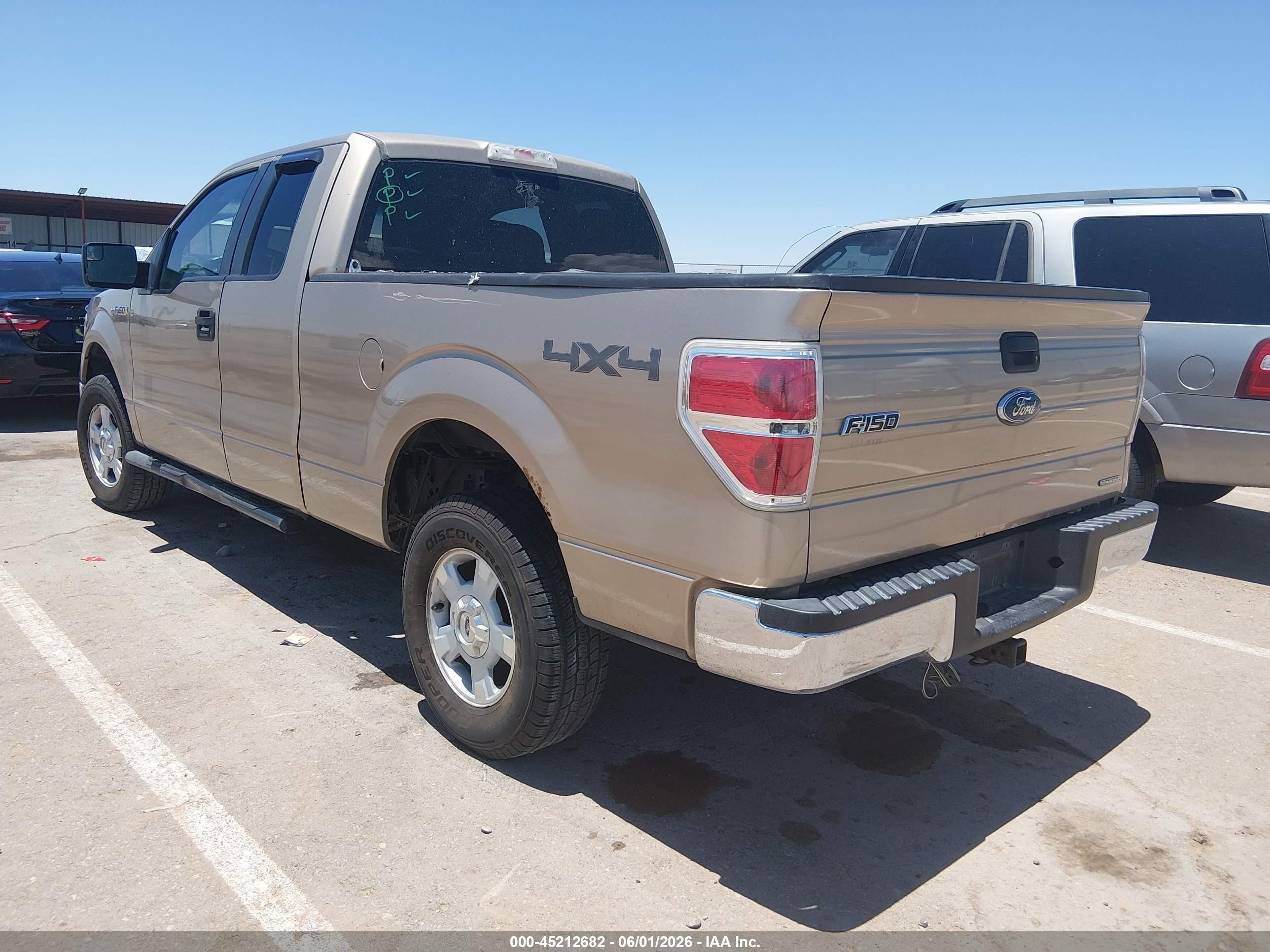 2011 Ford F-150 Xlt Золотой vin: 1FTFX1EF7BFA12204
