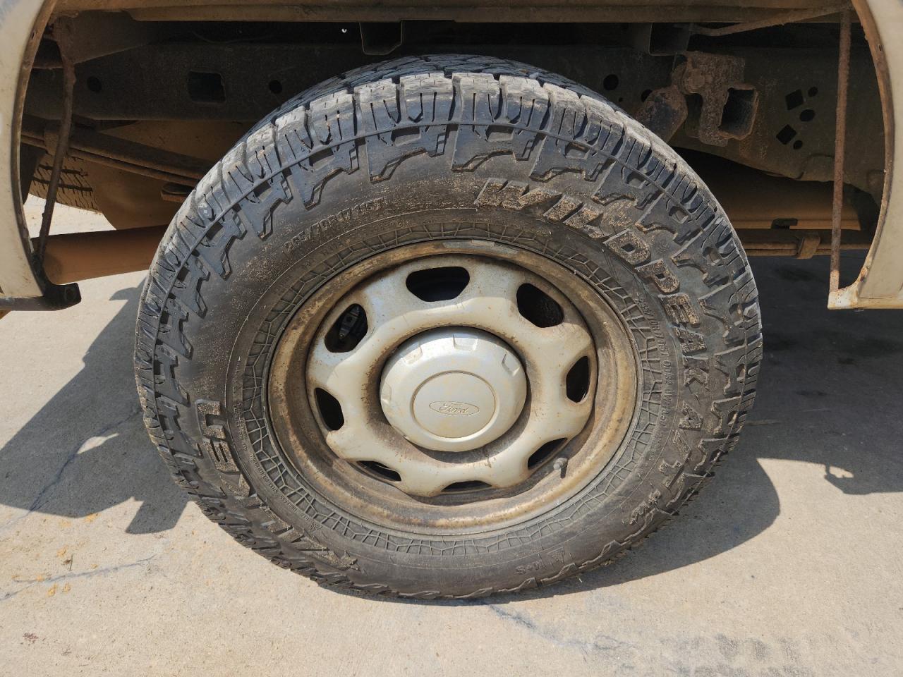 2011 Ford F150 Super Cab White vin: 1FTFX1EF7BFB42774 Damage: Right Rear Wheel, Rust, Repair Required