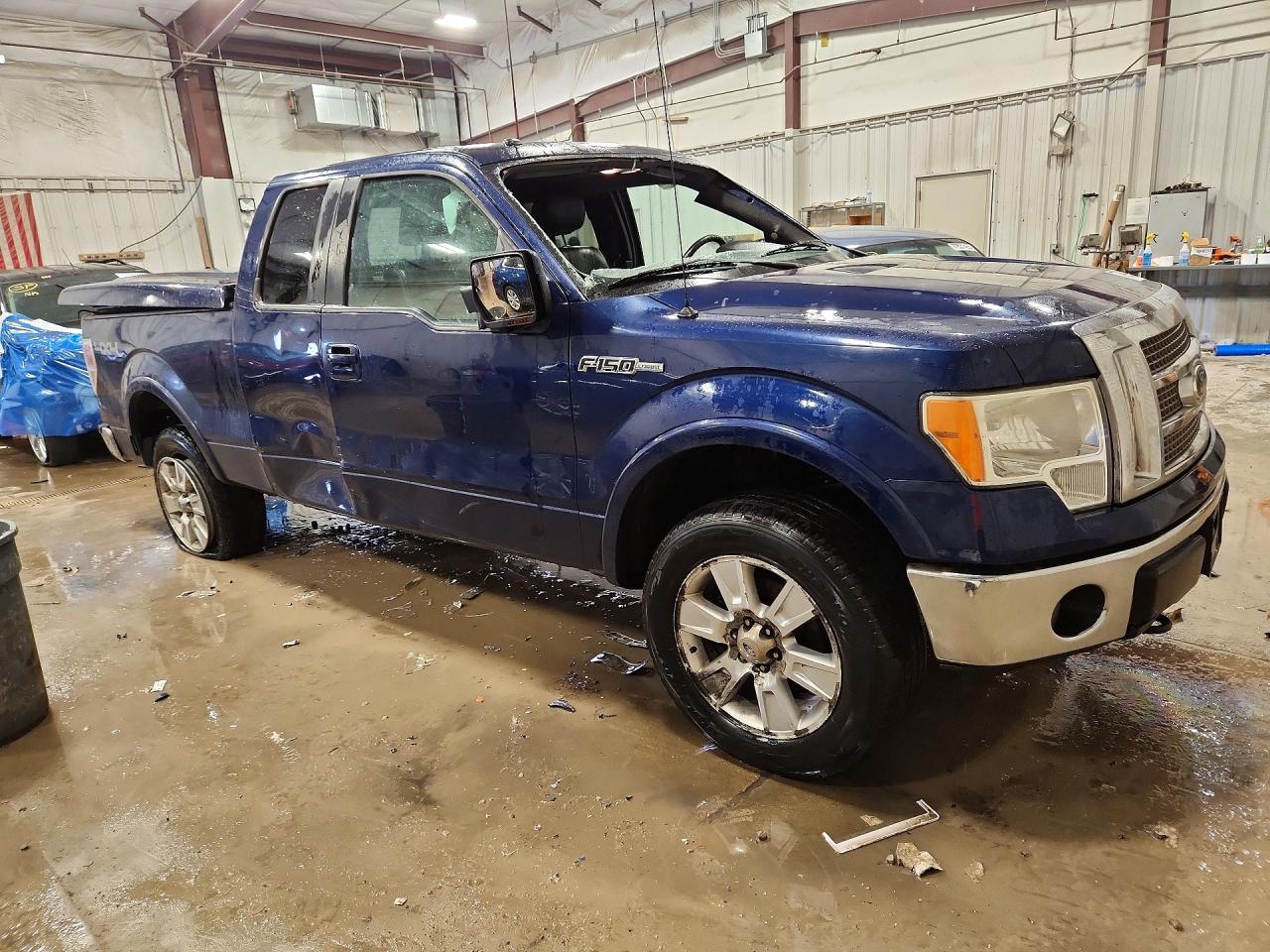 2011 Ford F150 Super Cab Blue vin: 1FTFX1EF7BKD56803