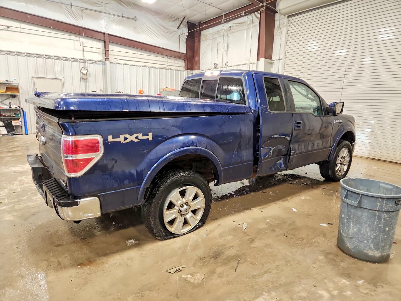 2011 Ford F150 Super Cab Blue vin: 1FTFX1EF7BKD56803