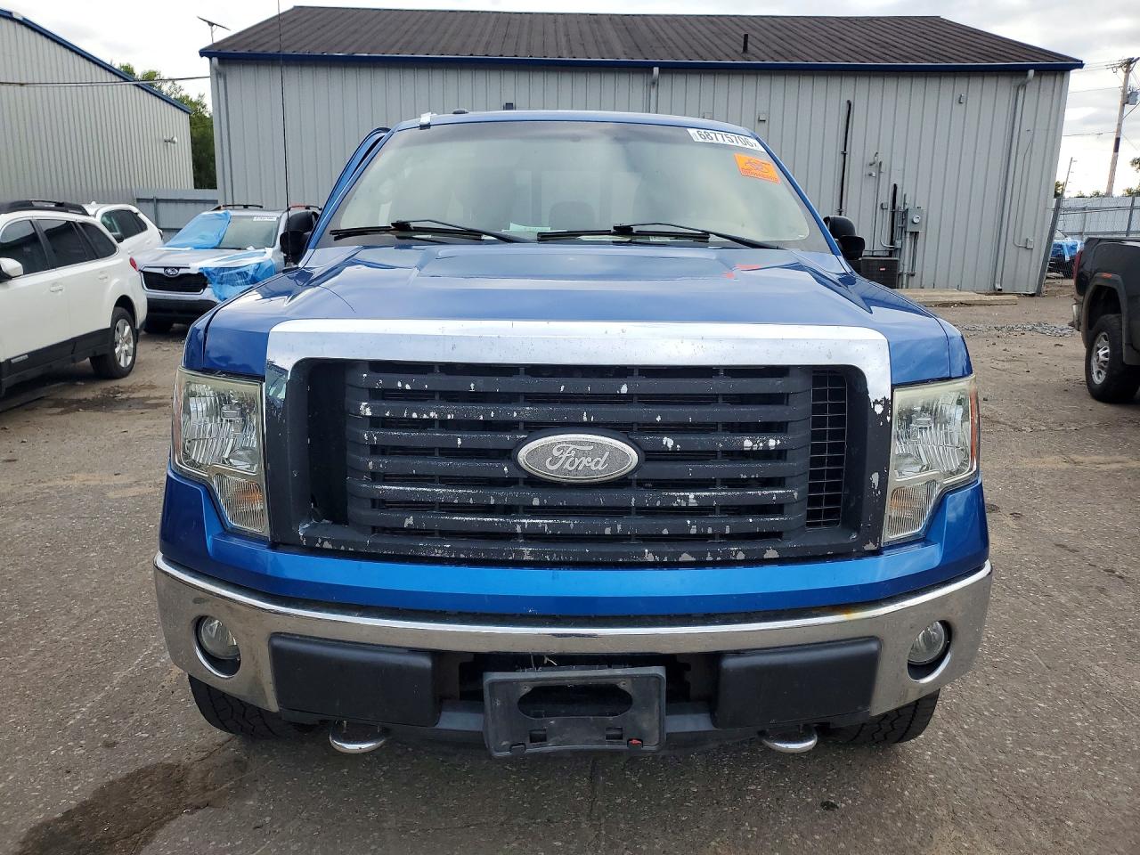 2011 Ford F150 Super Cab Blue vin: 1FTFX1EF7BKE21584