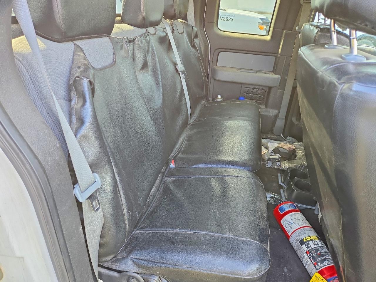 2012 Ford F150 Super Cab White vin: 1FTFX1EF7CFB88526