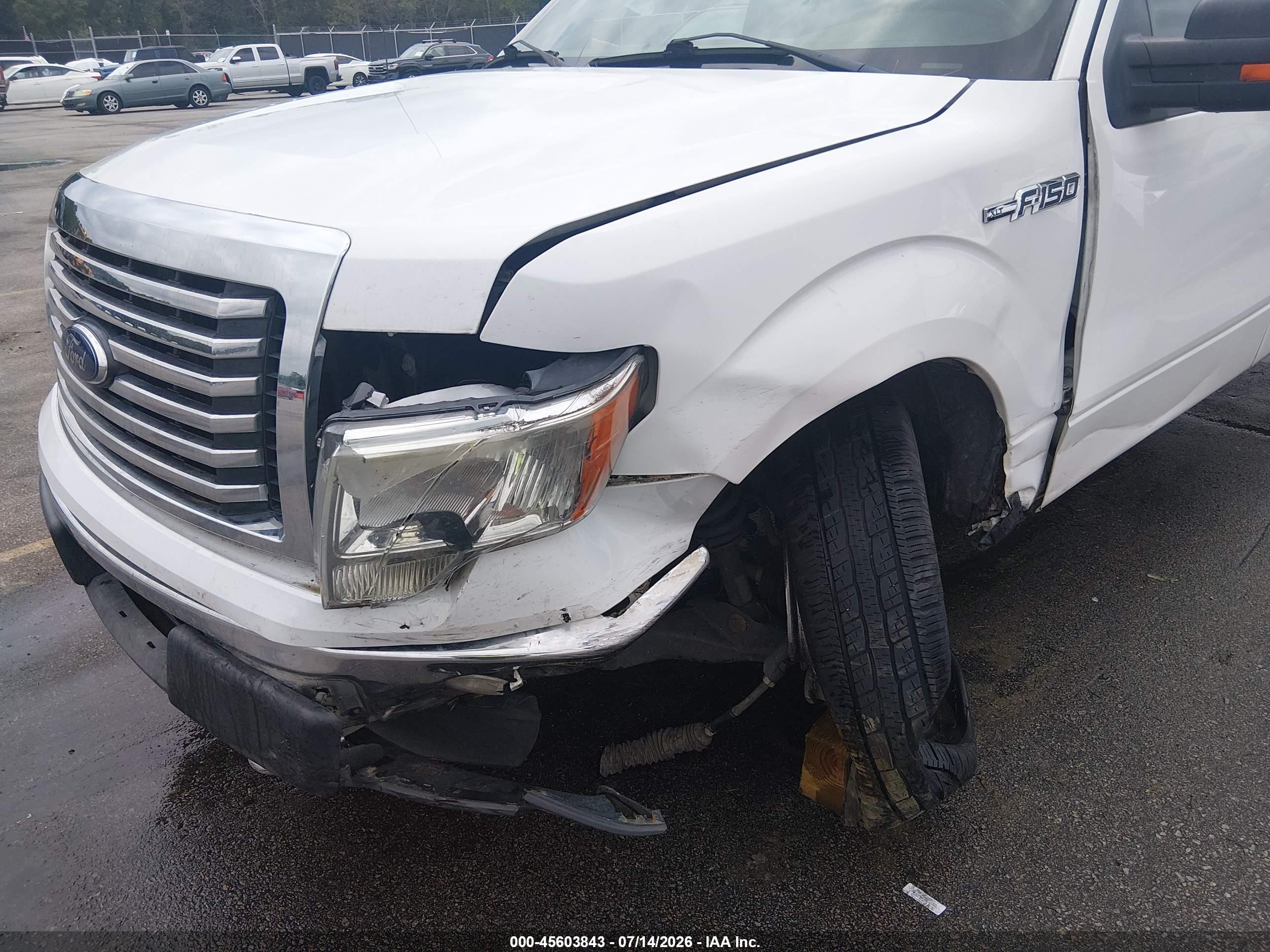 2012 Ford F-150 Xlt White vin: 1FTFX1EF7CFC88299