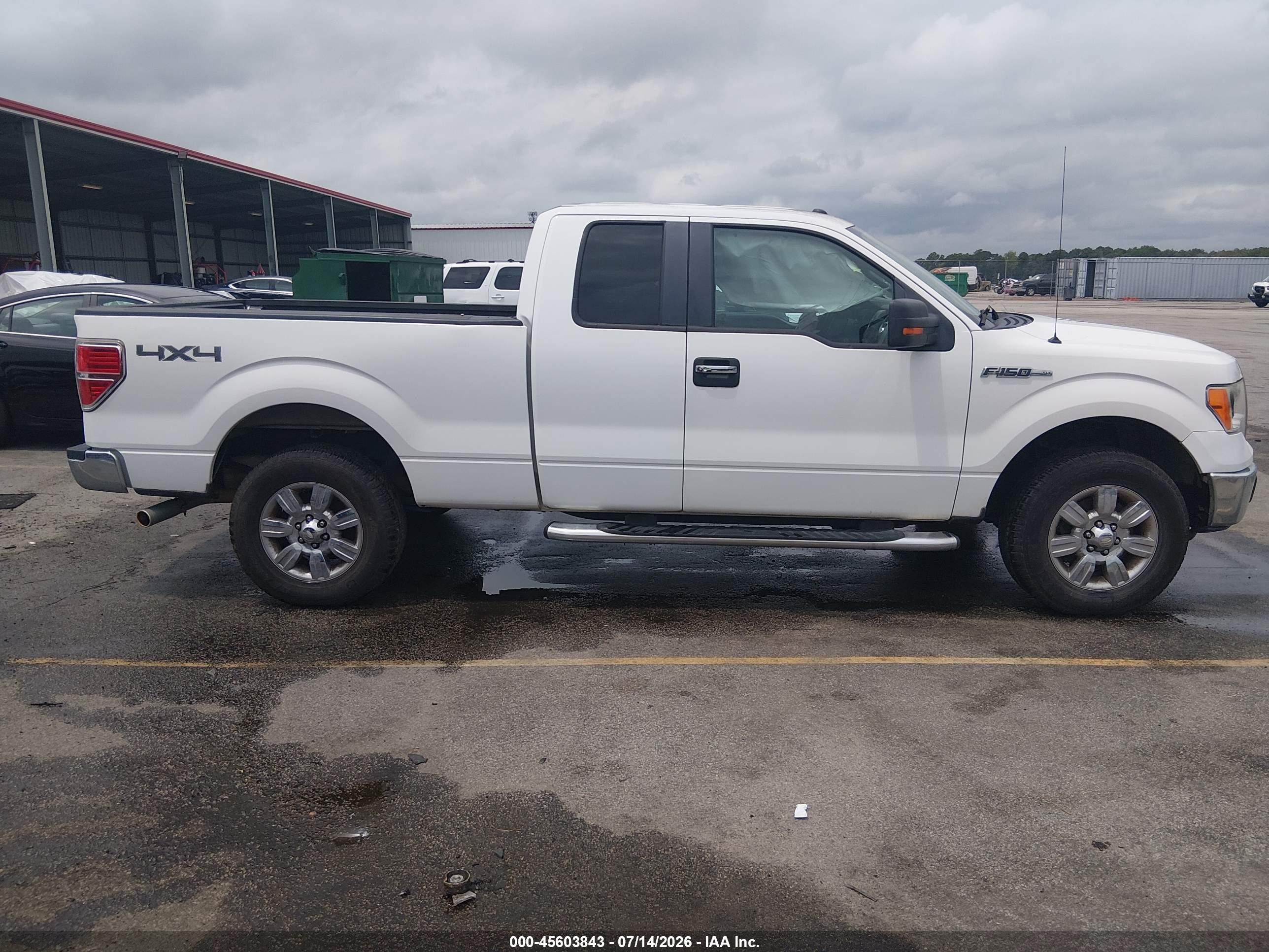 2012 Ford F-150 Xlt White vin: 1FTFX1EF7CFC88299