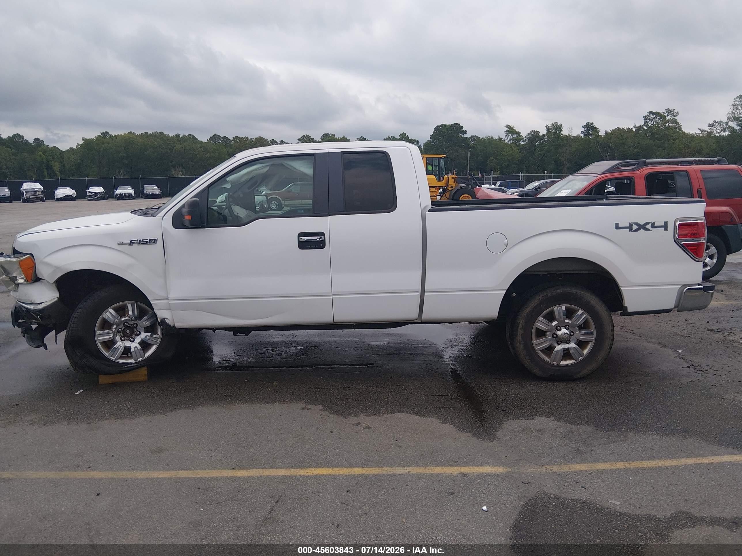 2012 Ford F-150 Xlt White vin: 1FTFX1EF7CFC88299