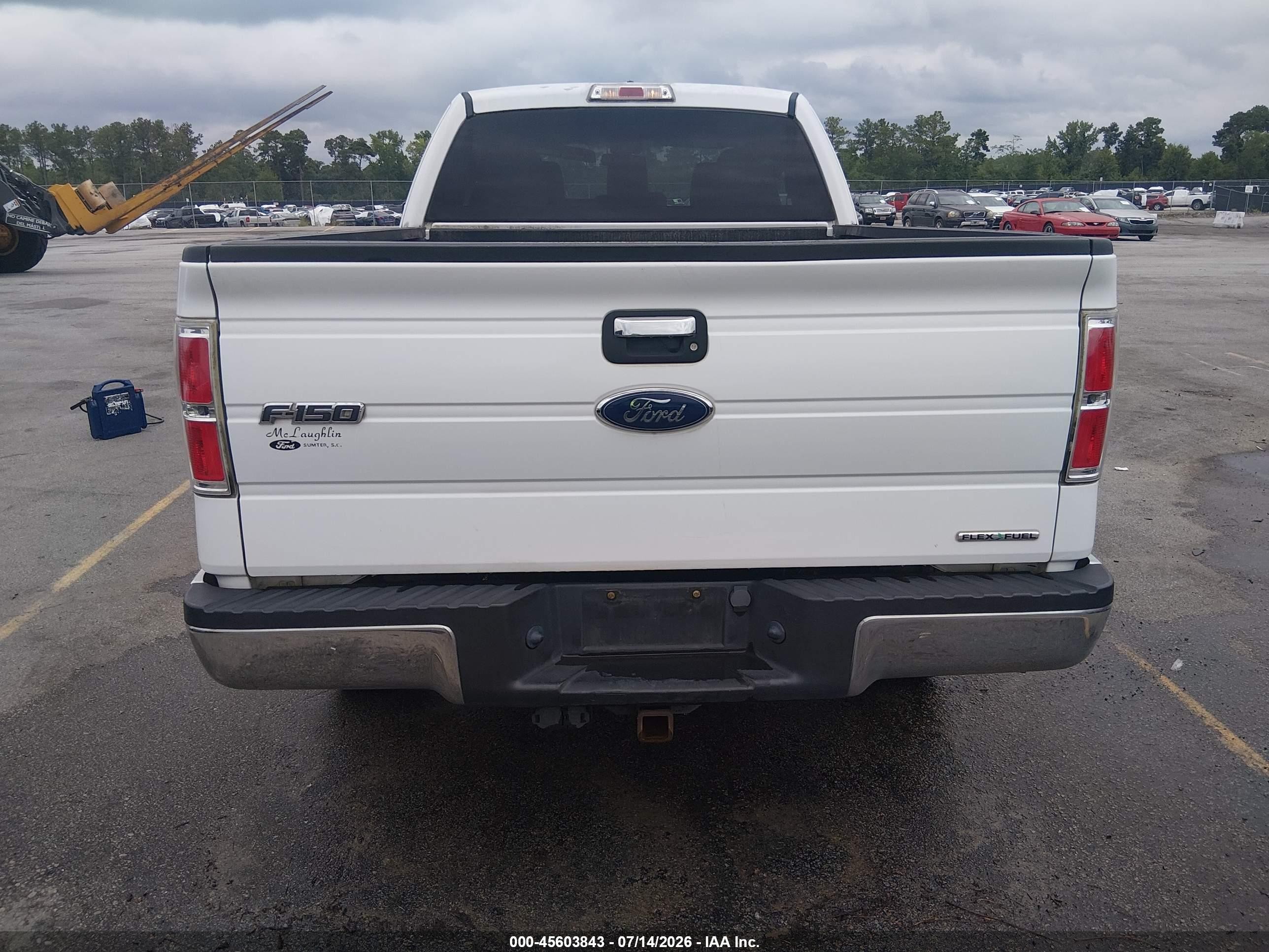 2012 Ford F-150 Xlt White vin: 1FTFX1EF7CFC88299