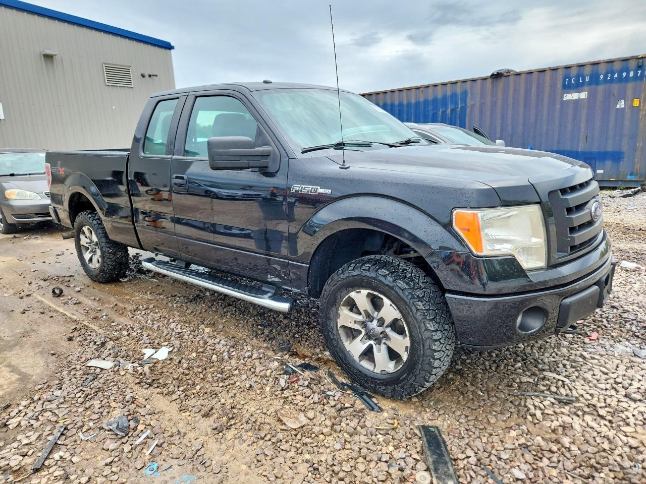 2012 Ford F150 Super Cab Black vin: 1FTFX1EF7CKE16709