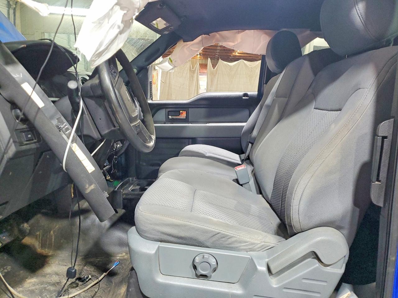 2013 Ford F150 Super Cab Синий vin: 1FTFX1EF7DFB80914