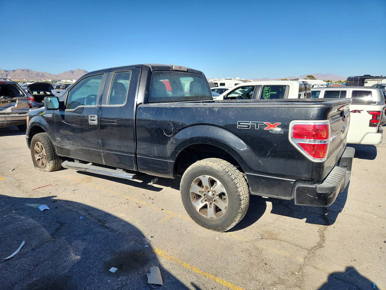 2013 Ford F150 Super Cab Black vin: 1FTFX1EF7DFD04065