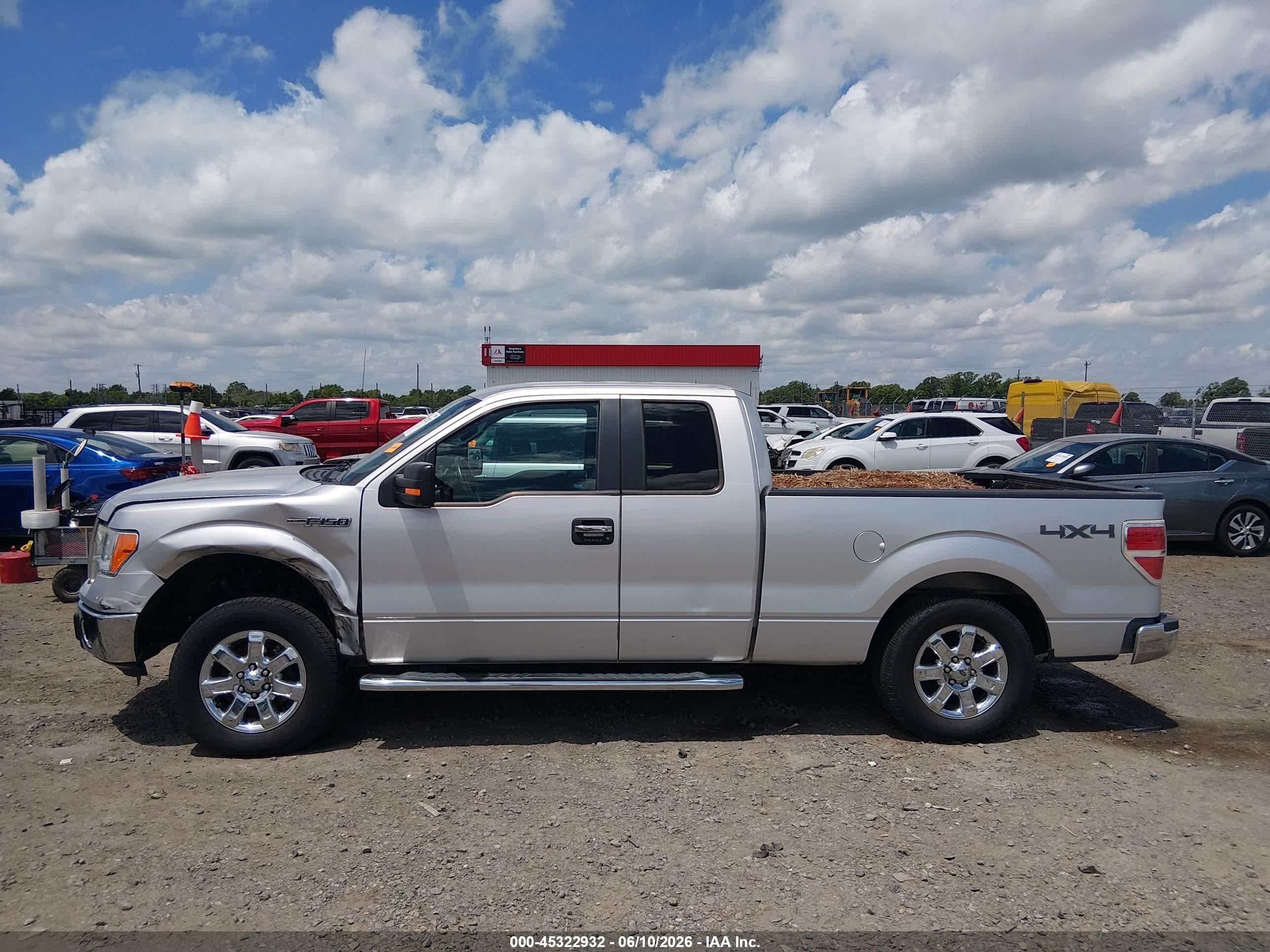 2013 Ford F-150 Xlt Silver vin: 1FTFX1EF7DFD08729