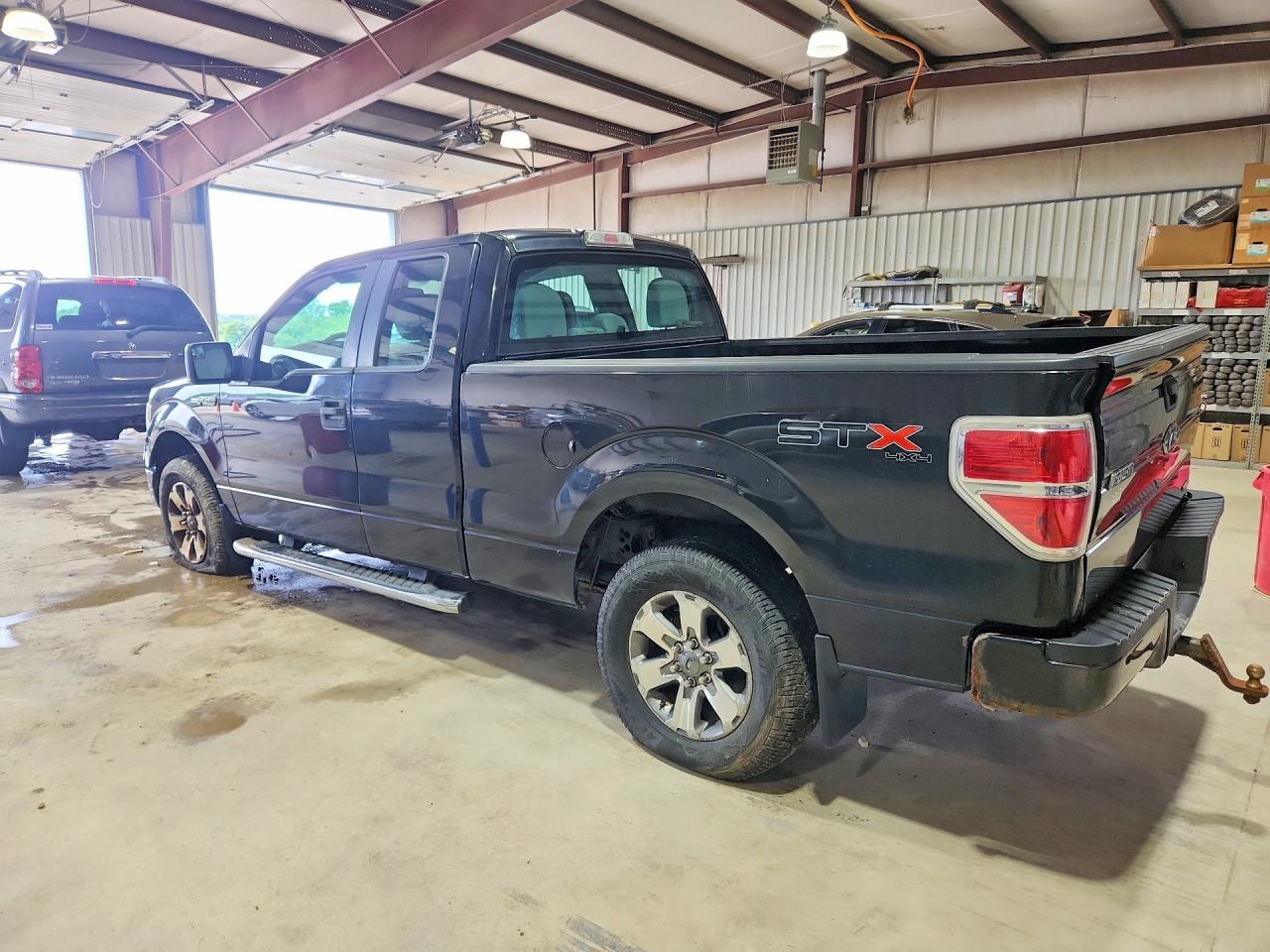 2013 Ford F150 Super Cab Black vin: 1FTFX1EF7DFD16460
