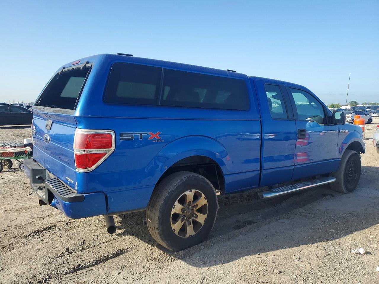 2013 Ford F150 Super Cab Blue vin: 1FTFX1EF7DFD53699