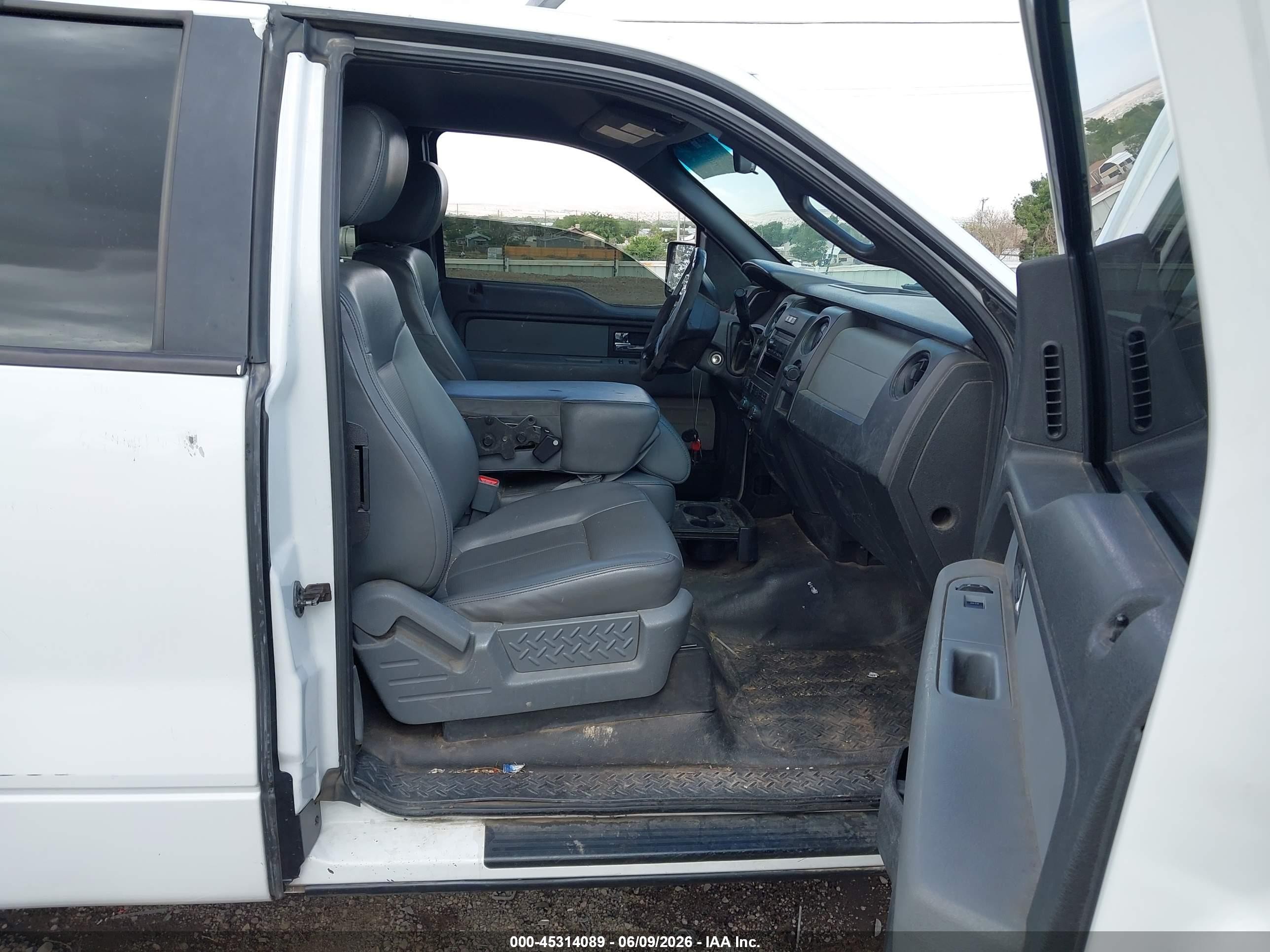 2013 Ford F-150 Xl White vin: 1FTFX1EF7DKG35560
