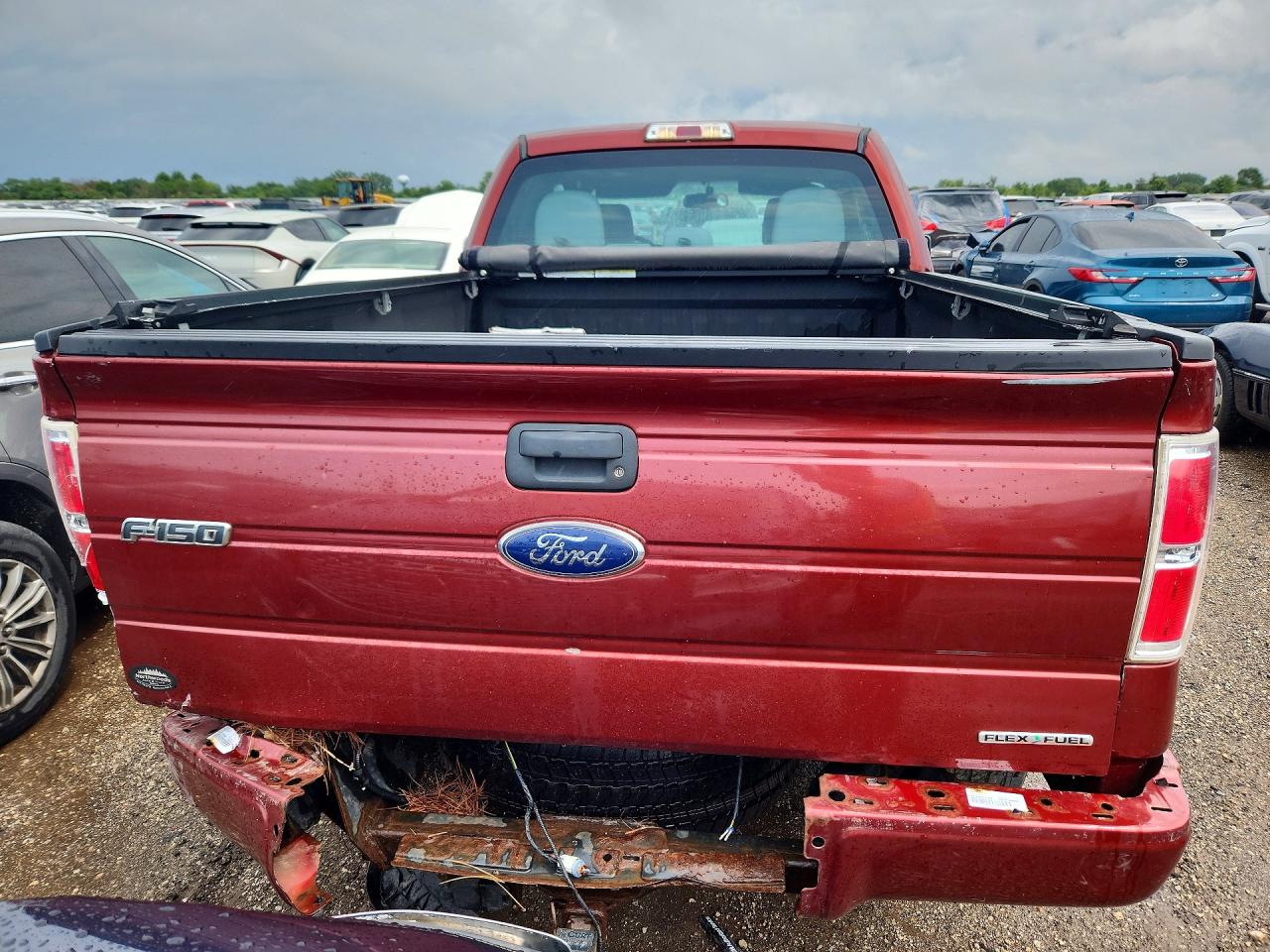 2014 Ford F150 Super Cab Red vin: 1FTFX1EF7EKF17011