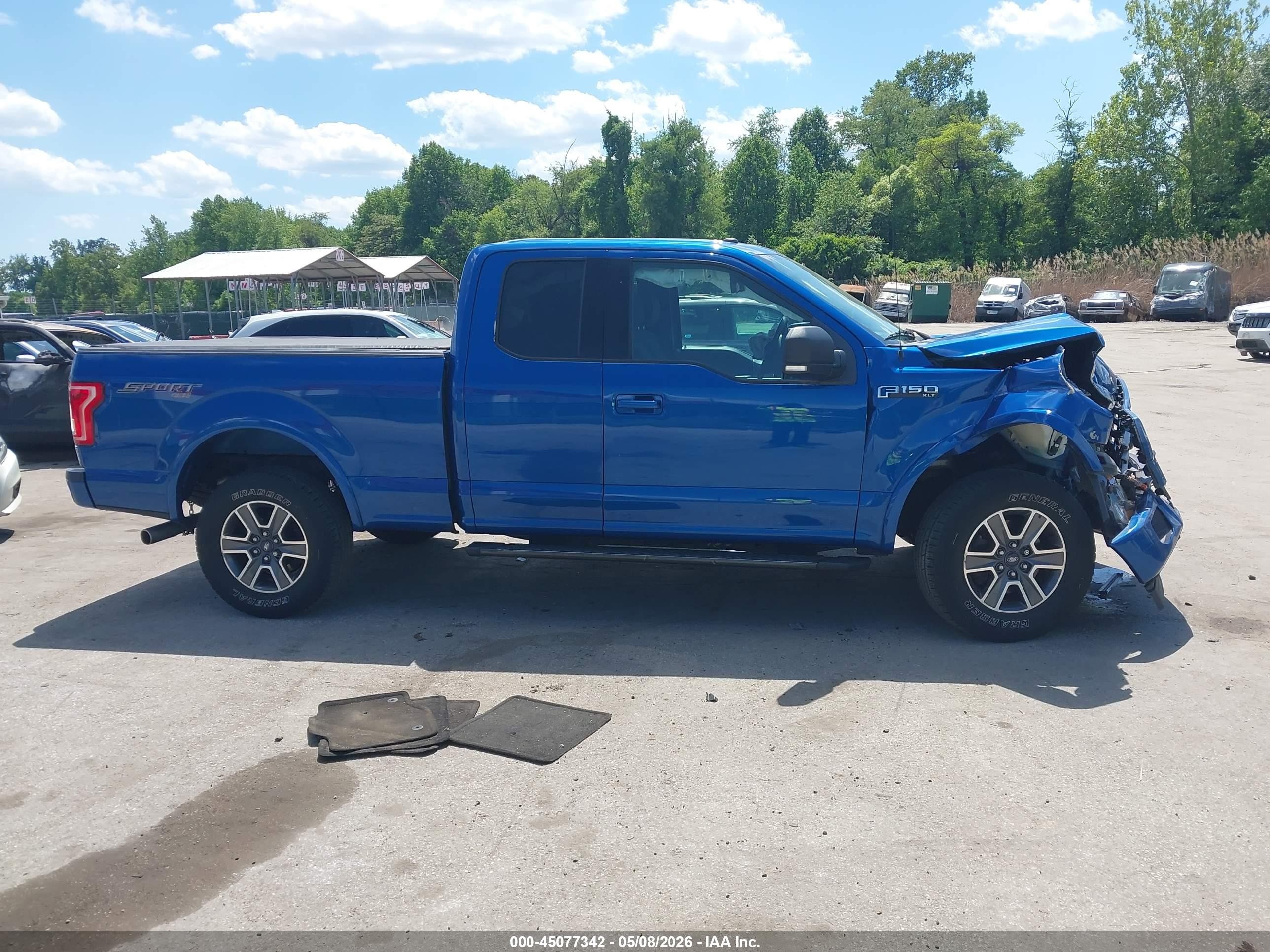 2017 Ford F-150 Xlt Blue vin: 1FTFX1EF7HKE32335