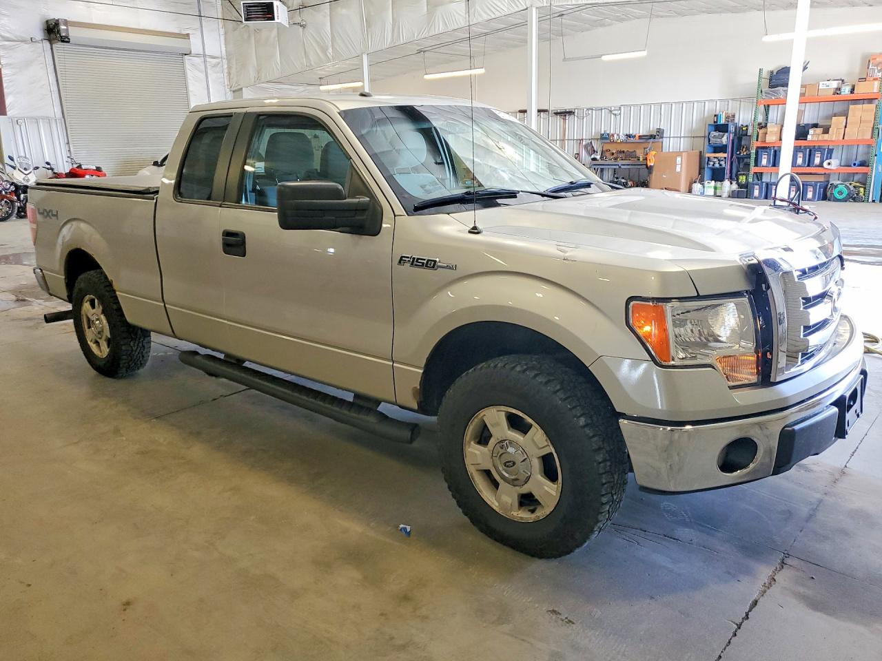 2011 Ford F150 Super Cab Silver vin: 1FTFX1EF8BFA96548