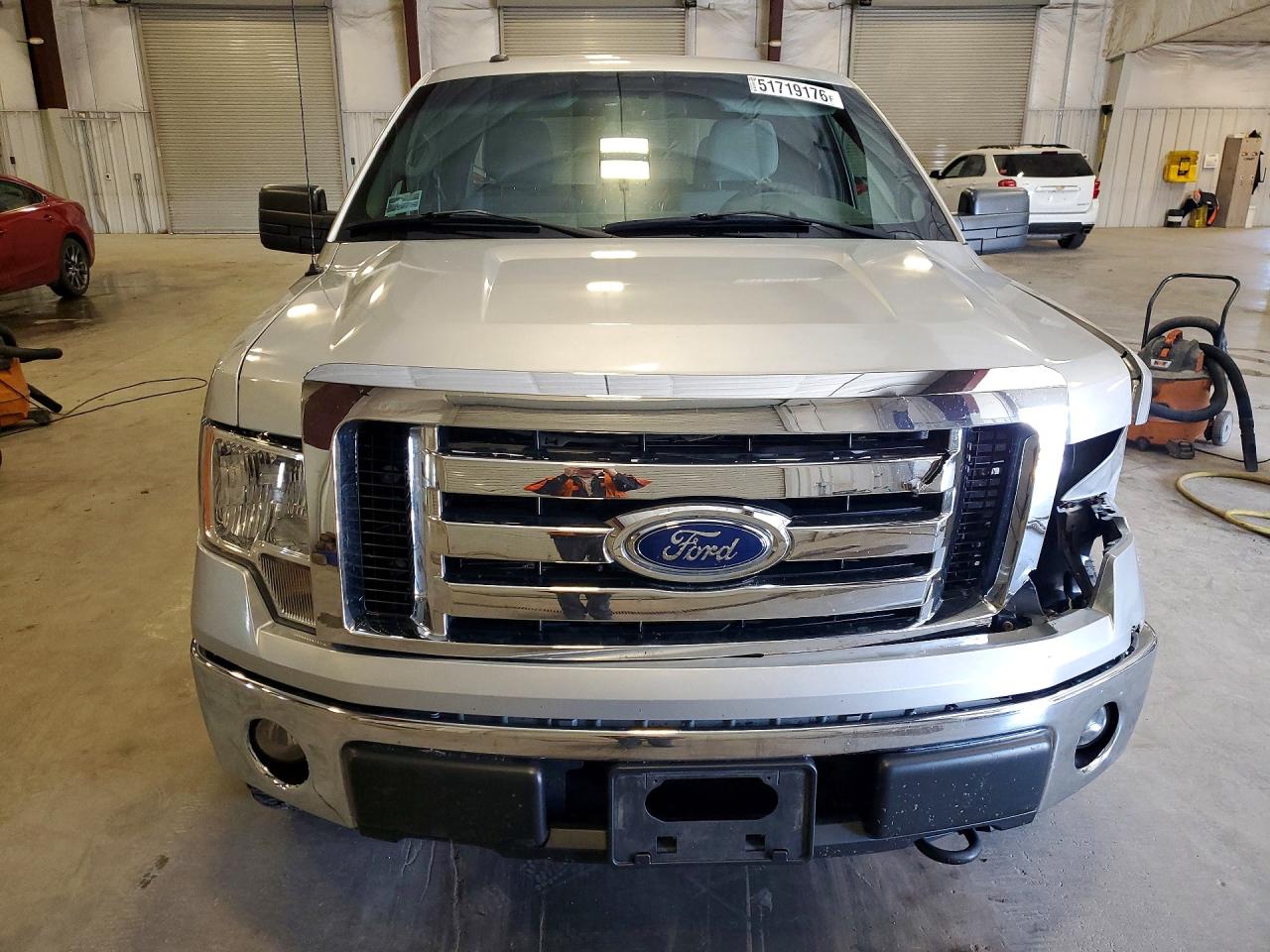 2011 Ford F150 Super Cab Silver vin: 1FTFX1EF8BFA96548