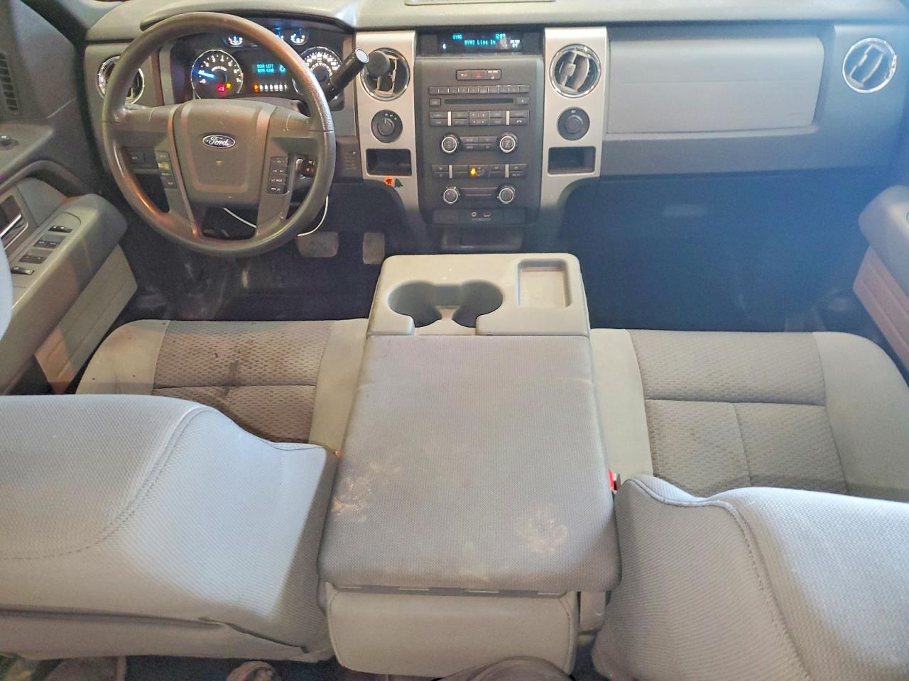 2011 Ford F150 Super Cab Silver vin: 1FTFX1EF8BFA96548